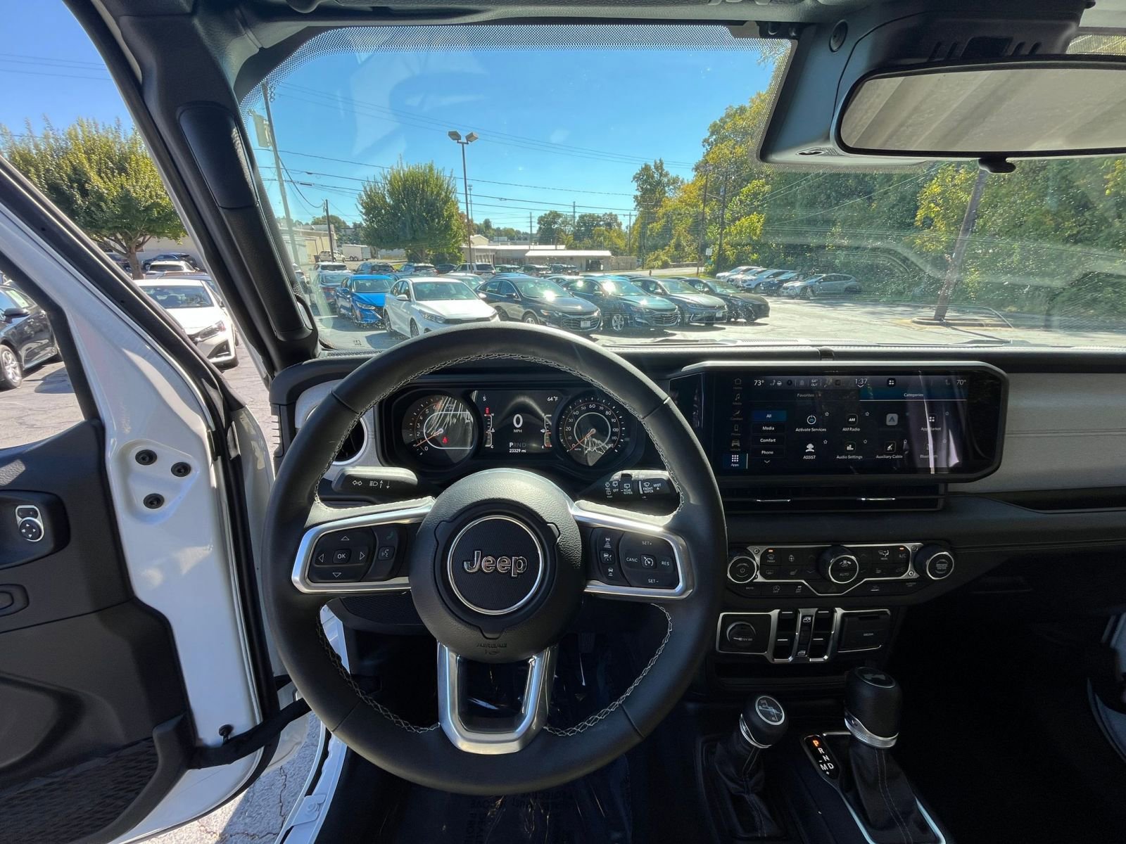 Thumbnail: 2025 Jeep Wrangler - 30