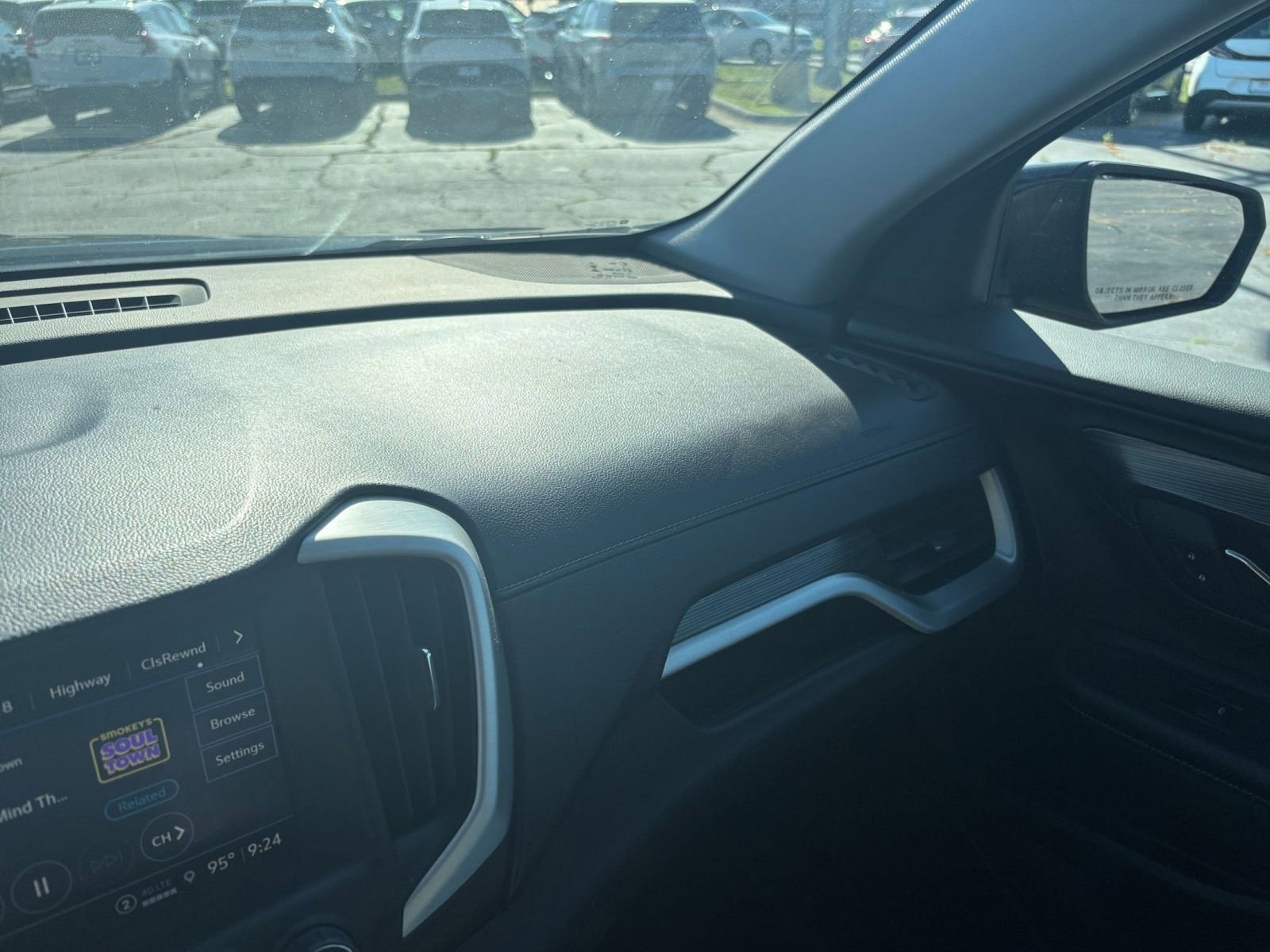 Thumbnail: 2024 GMC Terrain - 31