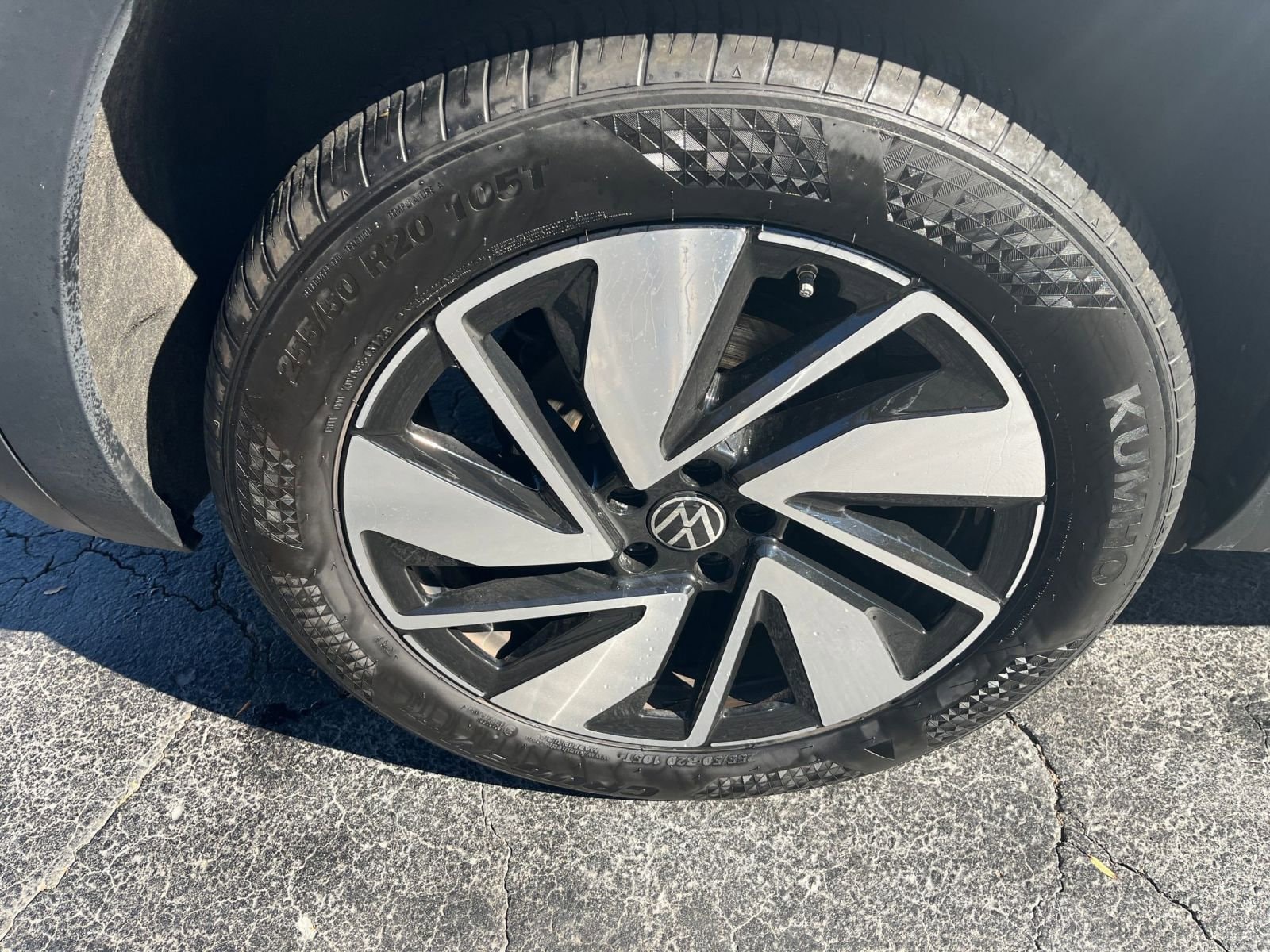 Thumbnail: 2025 Volkswagen Atlas - 25