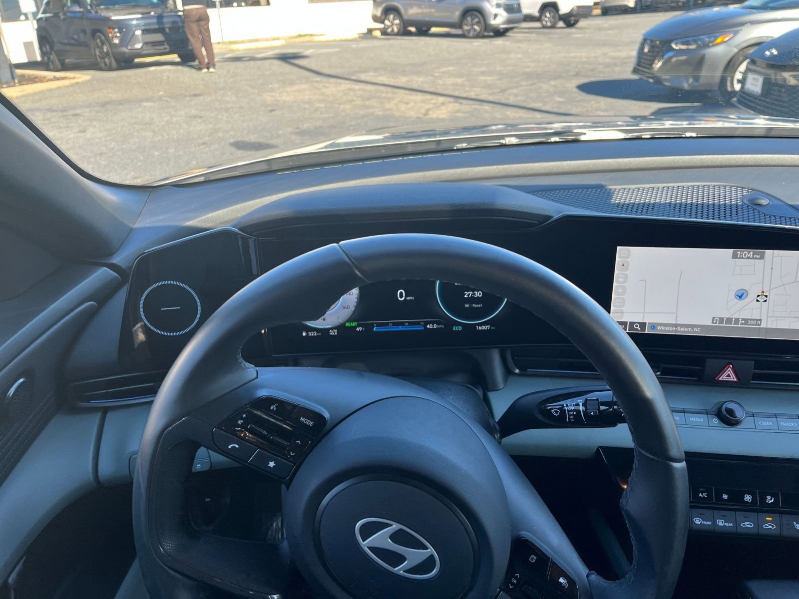 Thumbnail: 2025 Hyundai Elantra - 30