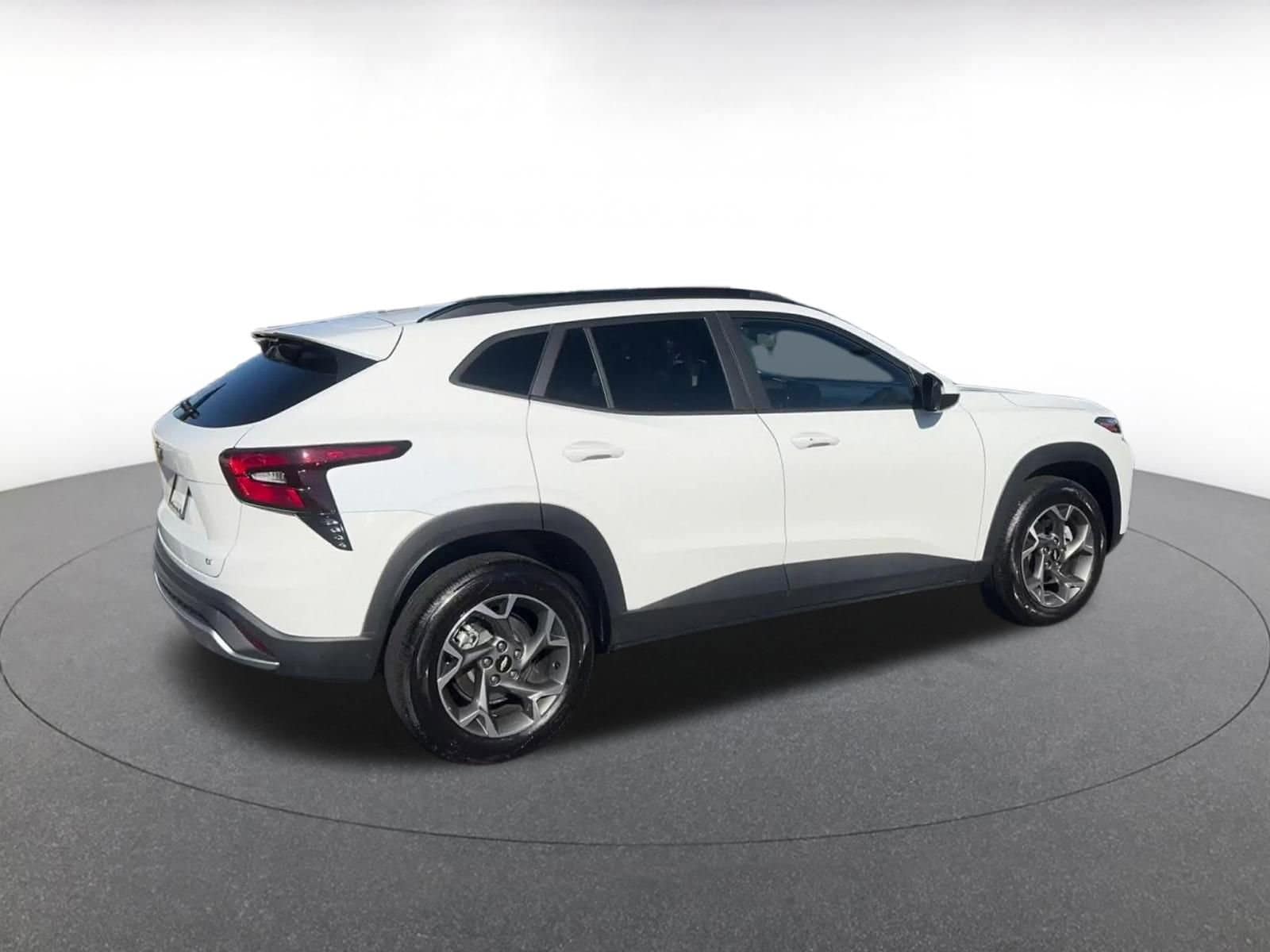 Thumbnail: 2025 Chevrolet Trax - 15