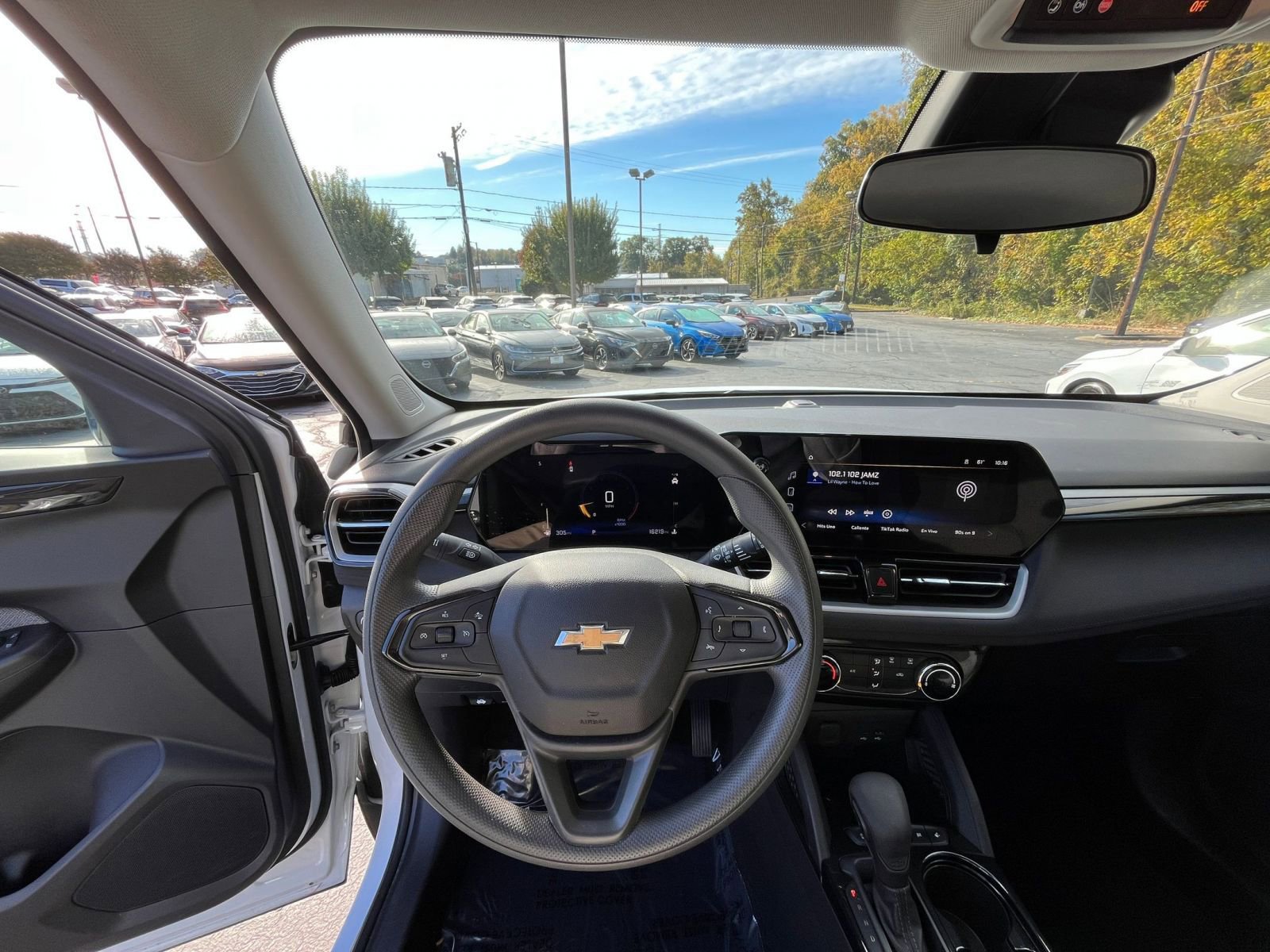 Thumbnail: 2025 Chevrolet TrailBlazer - 30