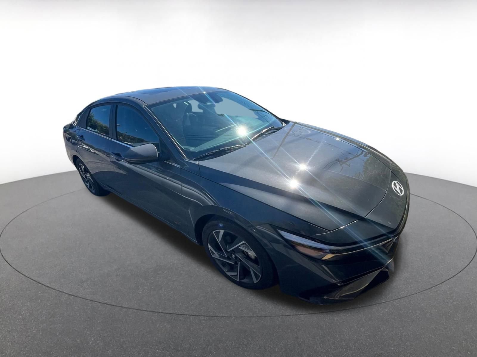 Thumbnail: 2025 Hyundai Elantra - 2