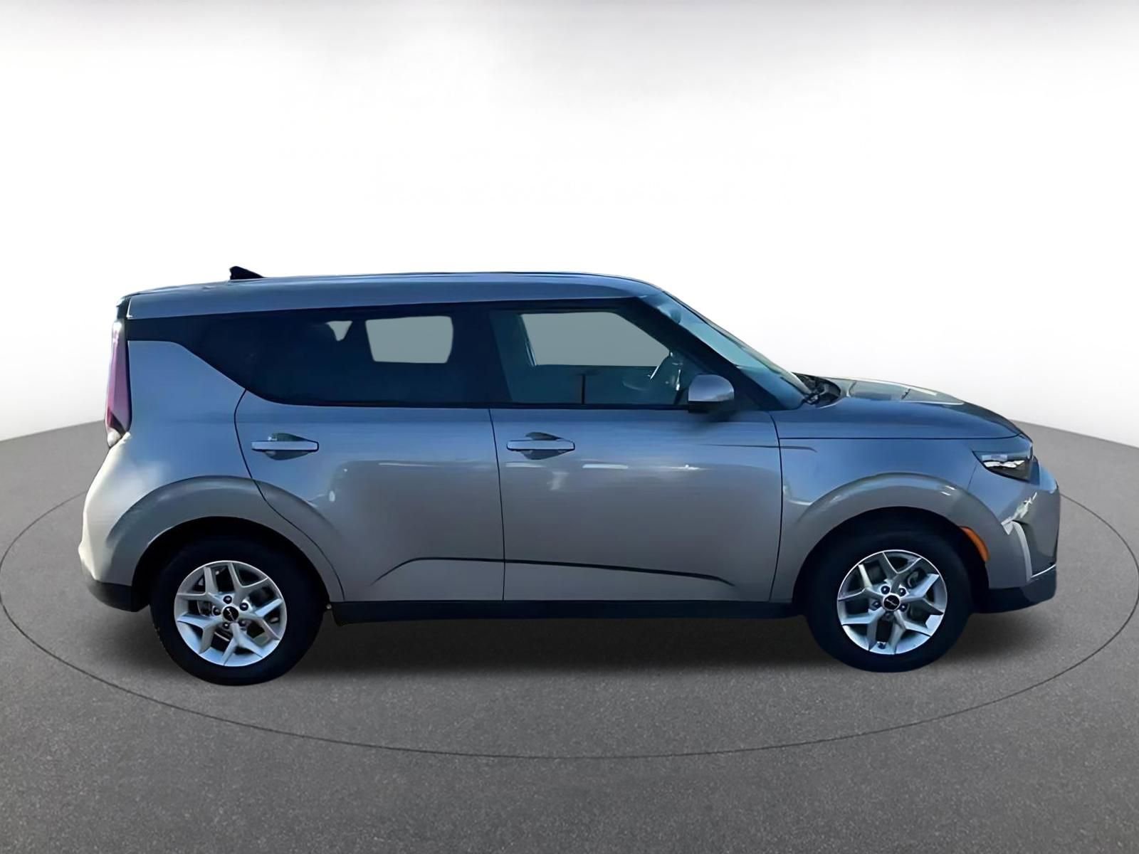 Thumbnail: 2025 Kia Soul - 16