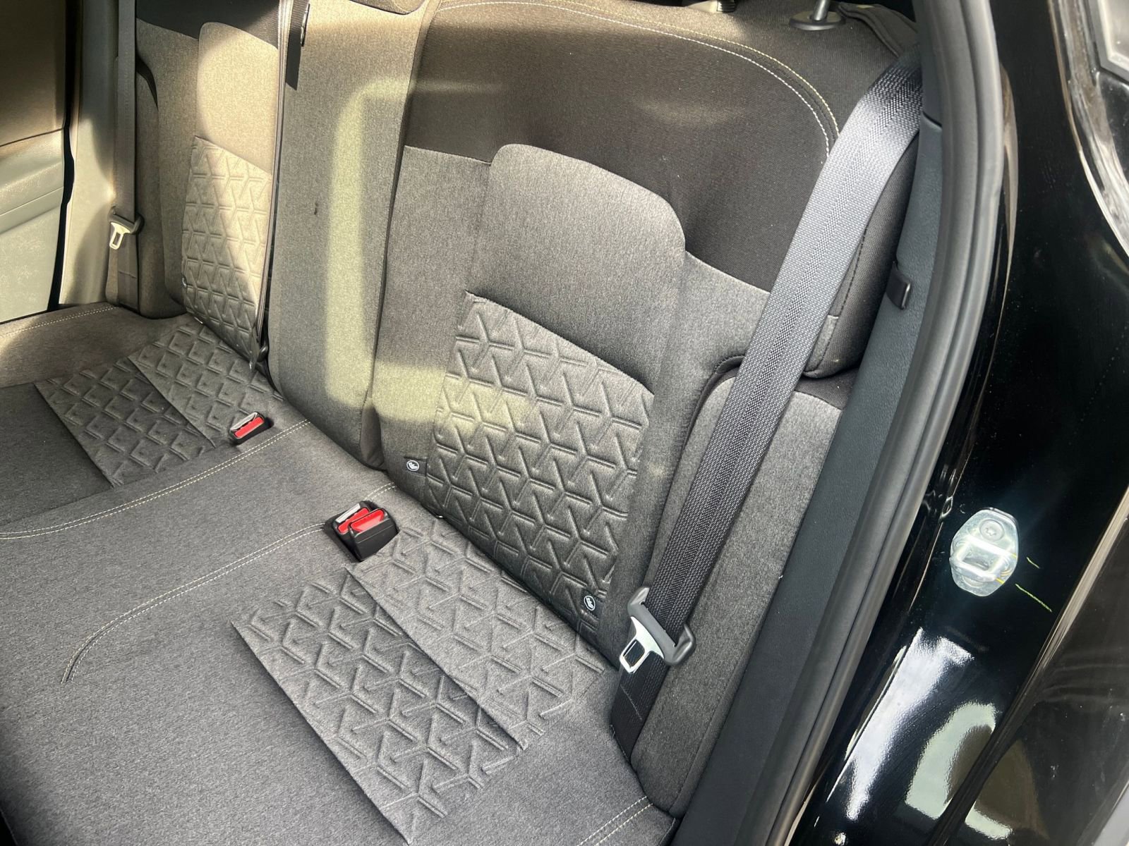 Thumbnail: 2025 Nissan Kicks - 31