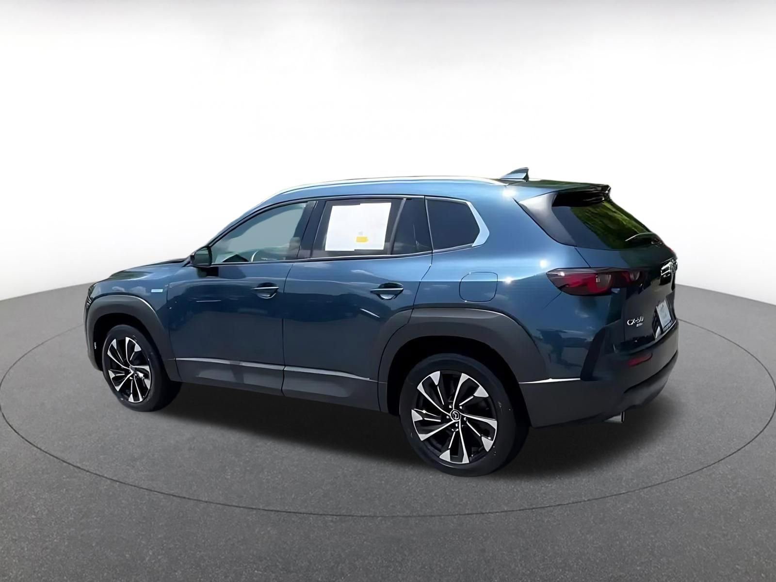 Thumbnail: 2025 Mazda CX-50 - 10