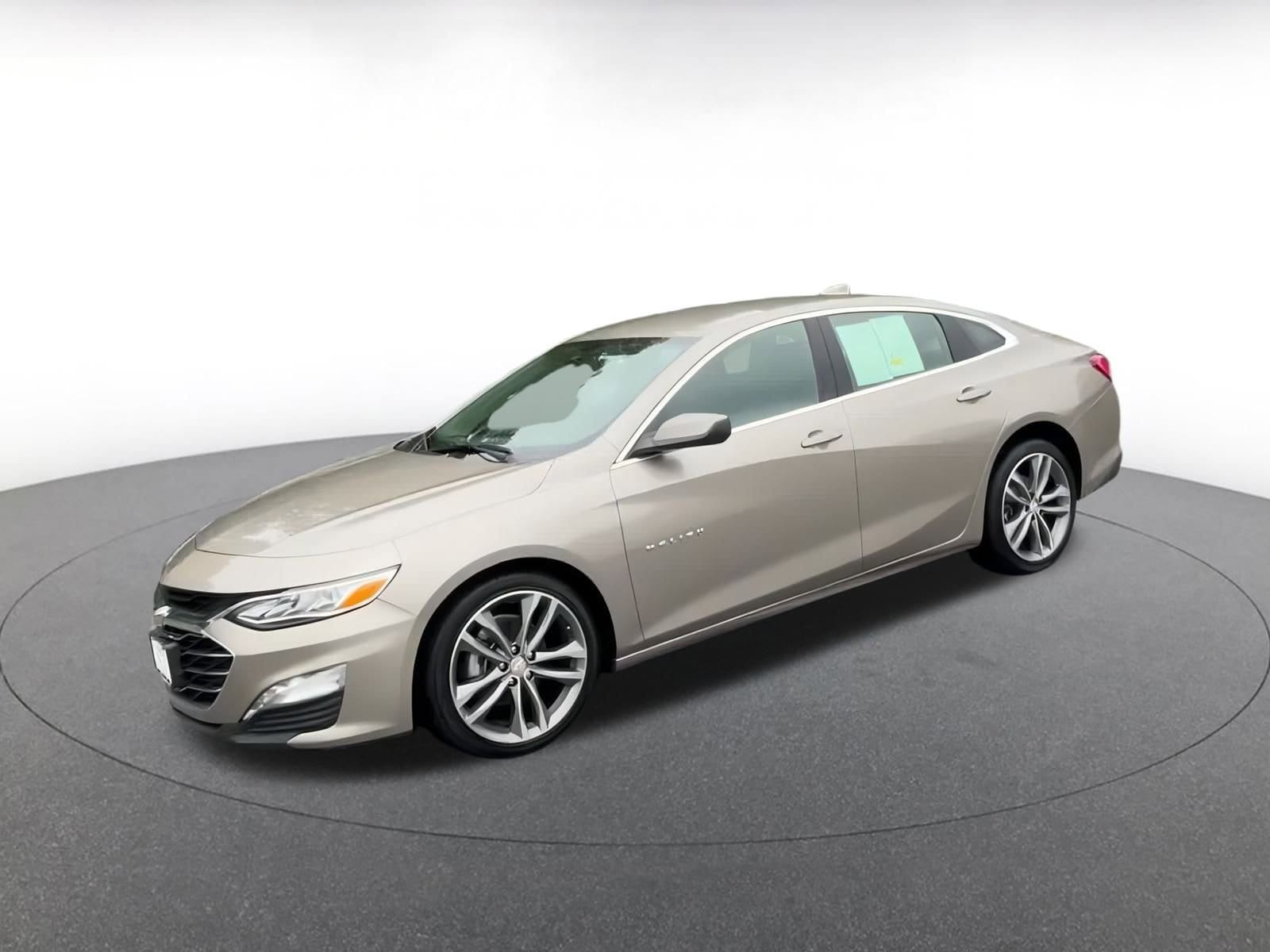 Thumbnail: 2024 Chevrolet Malibu - 8