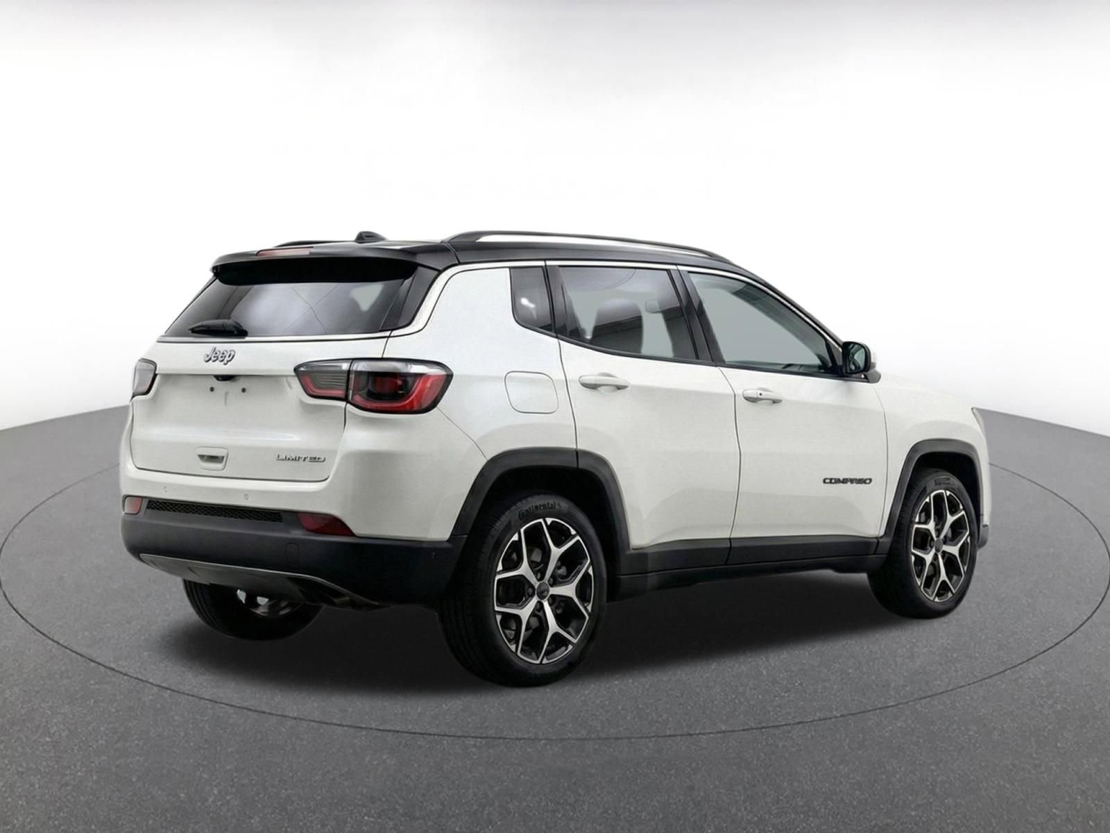 Thumbnail: 2025 Jeep Compass - 9