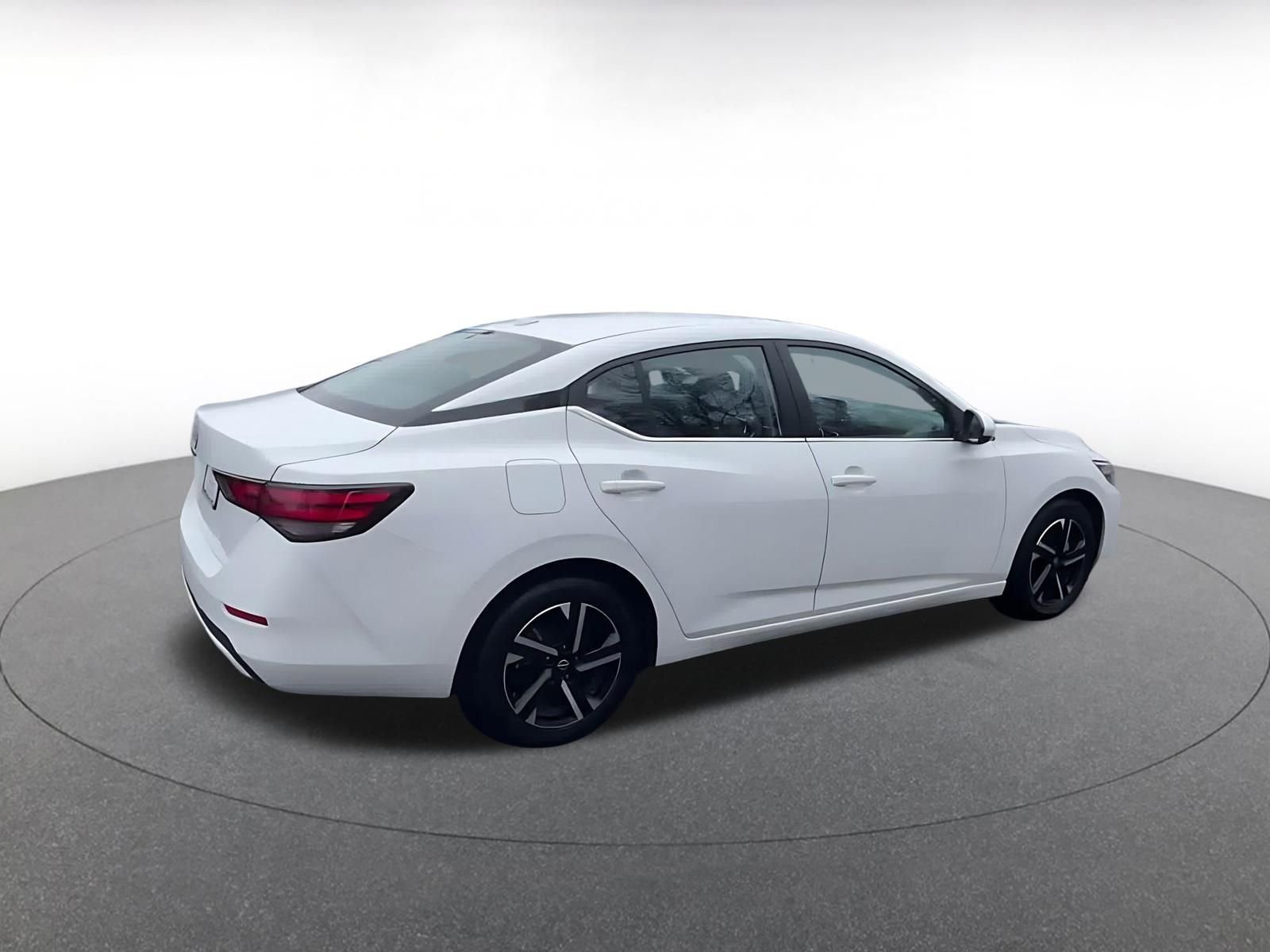 Thumbnail: 2025 Nissan Sentra - 14