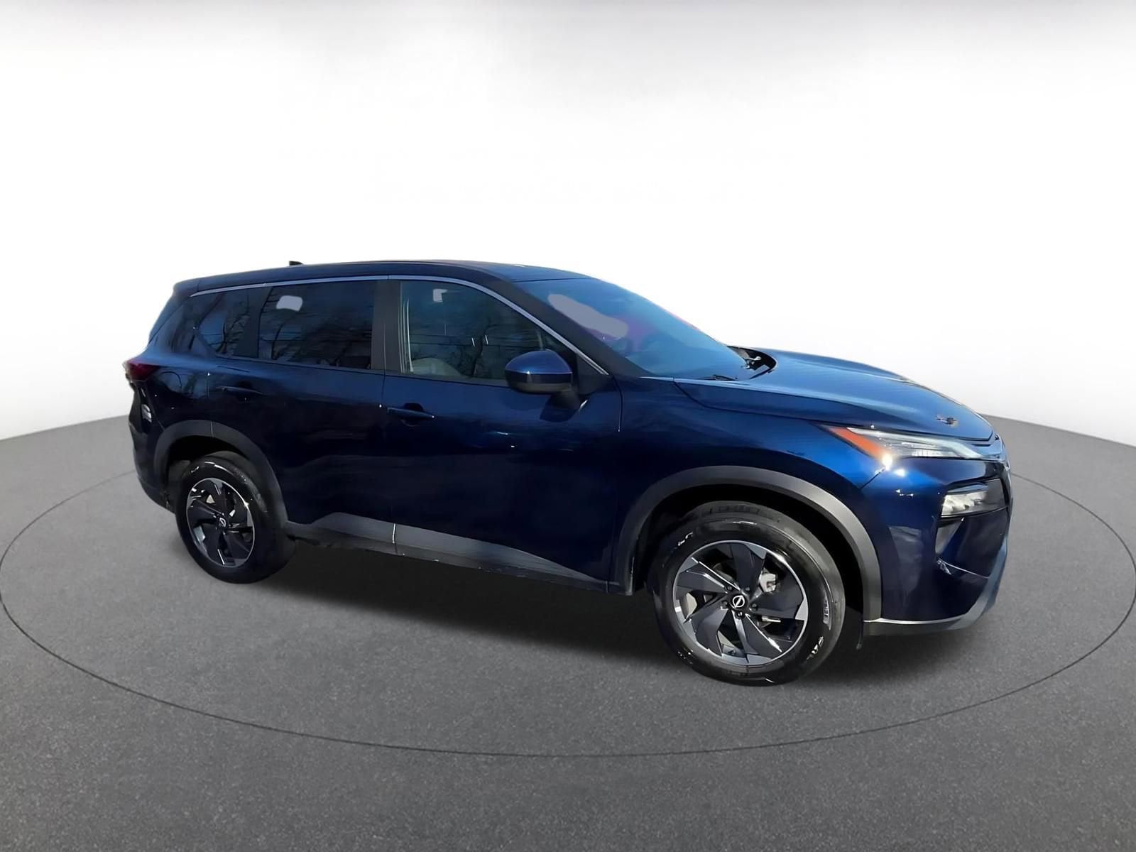 Thumbnail: 2025 Nissan Rogue - 2