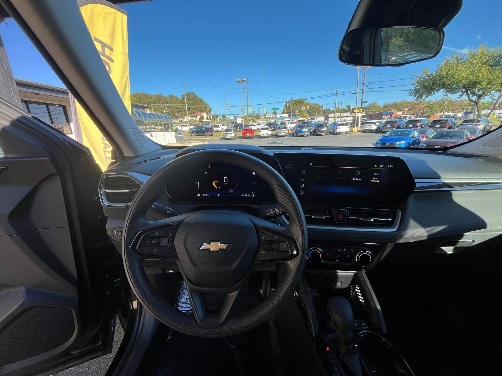 Thumbnail: 2025 Chevrolet TrailBlazer - 30