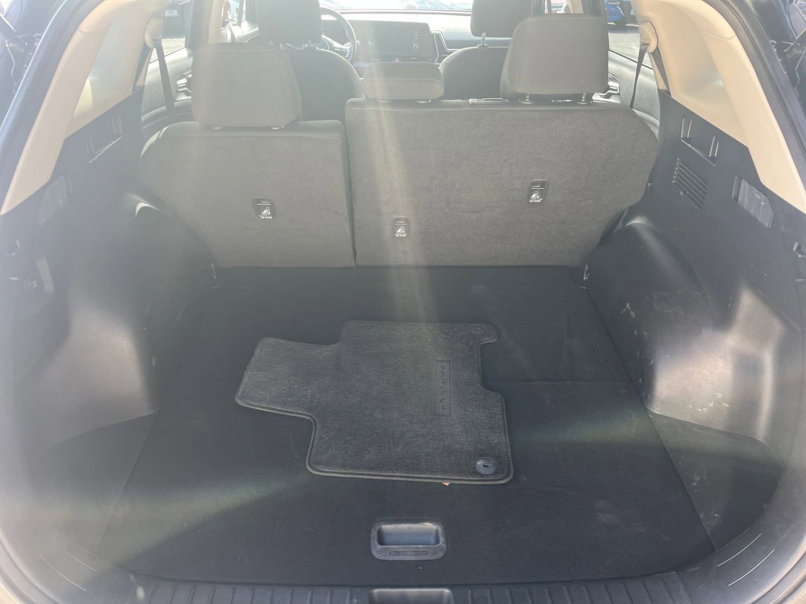 Thumbnail: 2025 Kia Sportage - 24