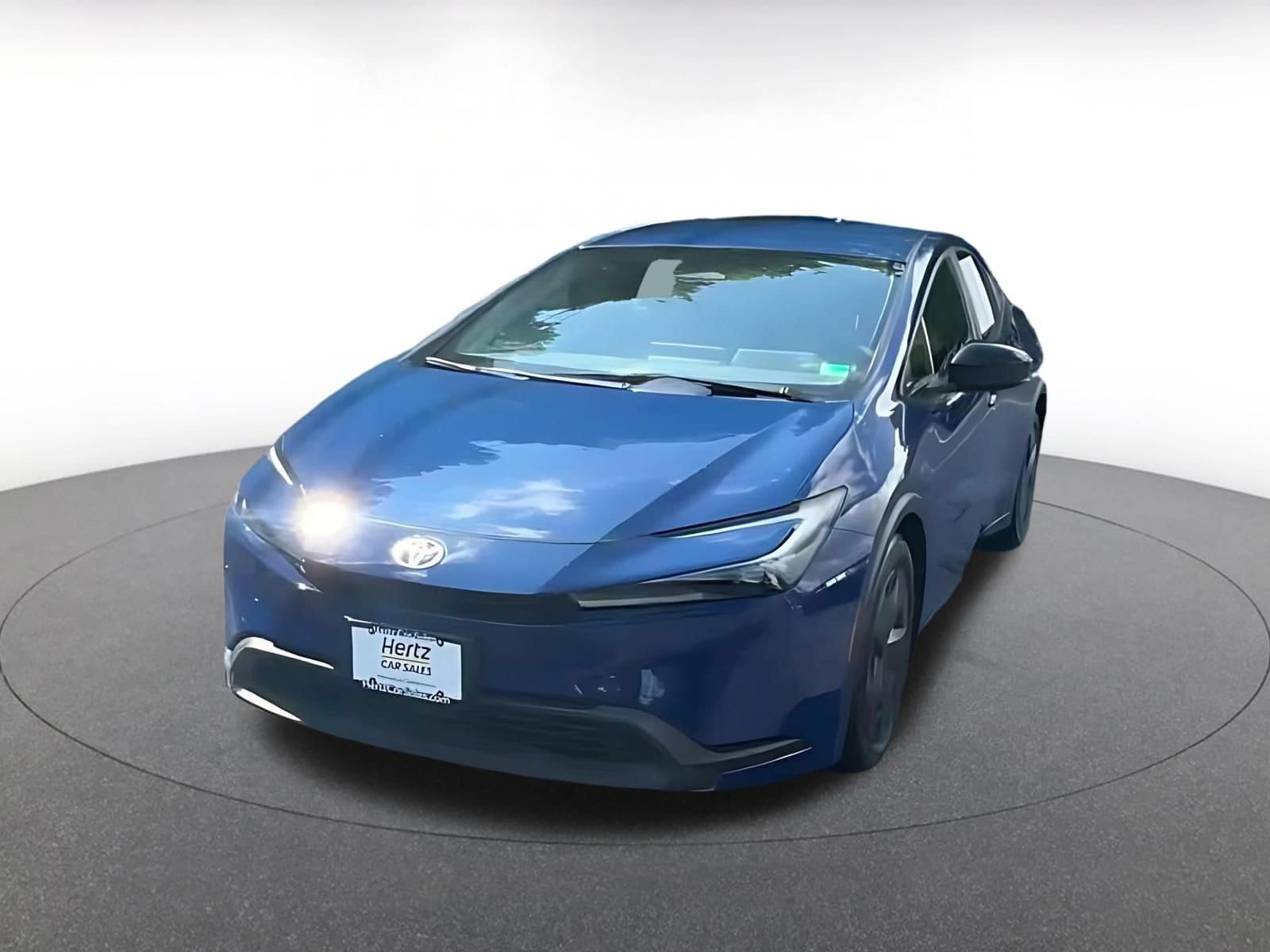 Thumbnail: 2025 Toyota Prius - 7