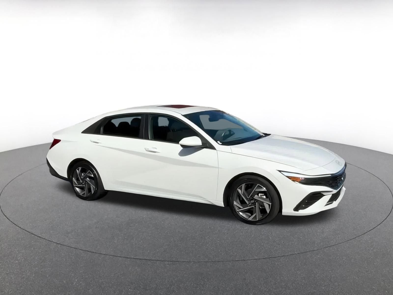 Thumbnail: 2025 Hyundai Elantra - 2