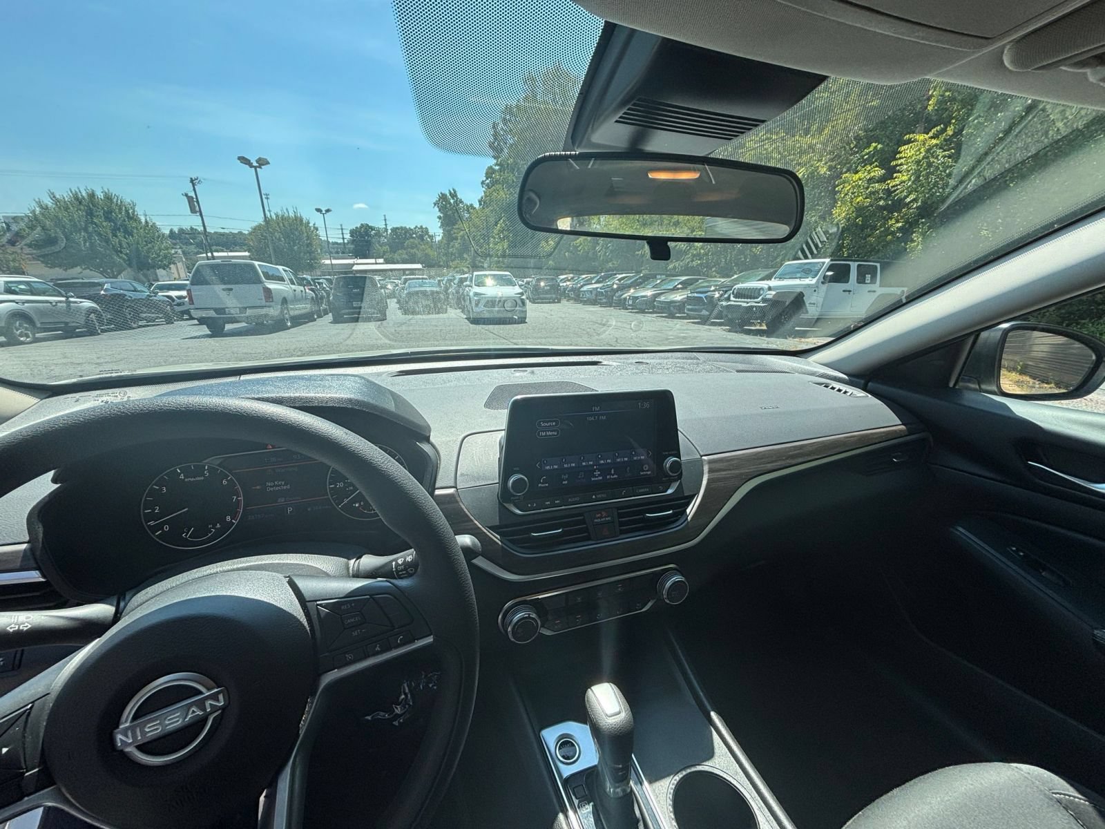 Thumbnail: 2025 Nissan Altima - 28