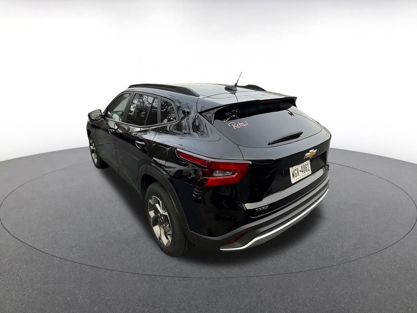 Thumbnail: 2025 Chevrolet Trax - 7