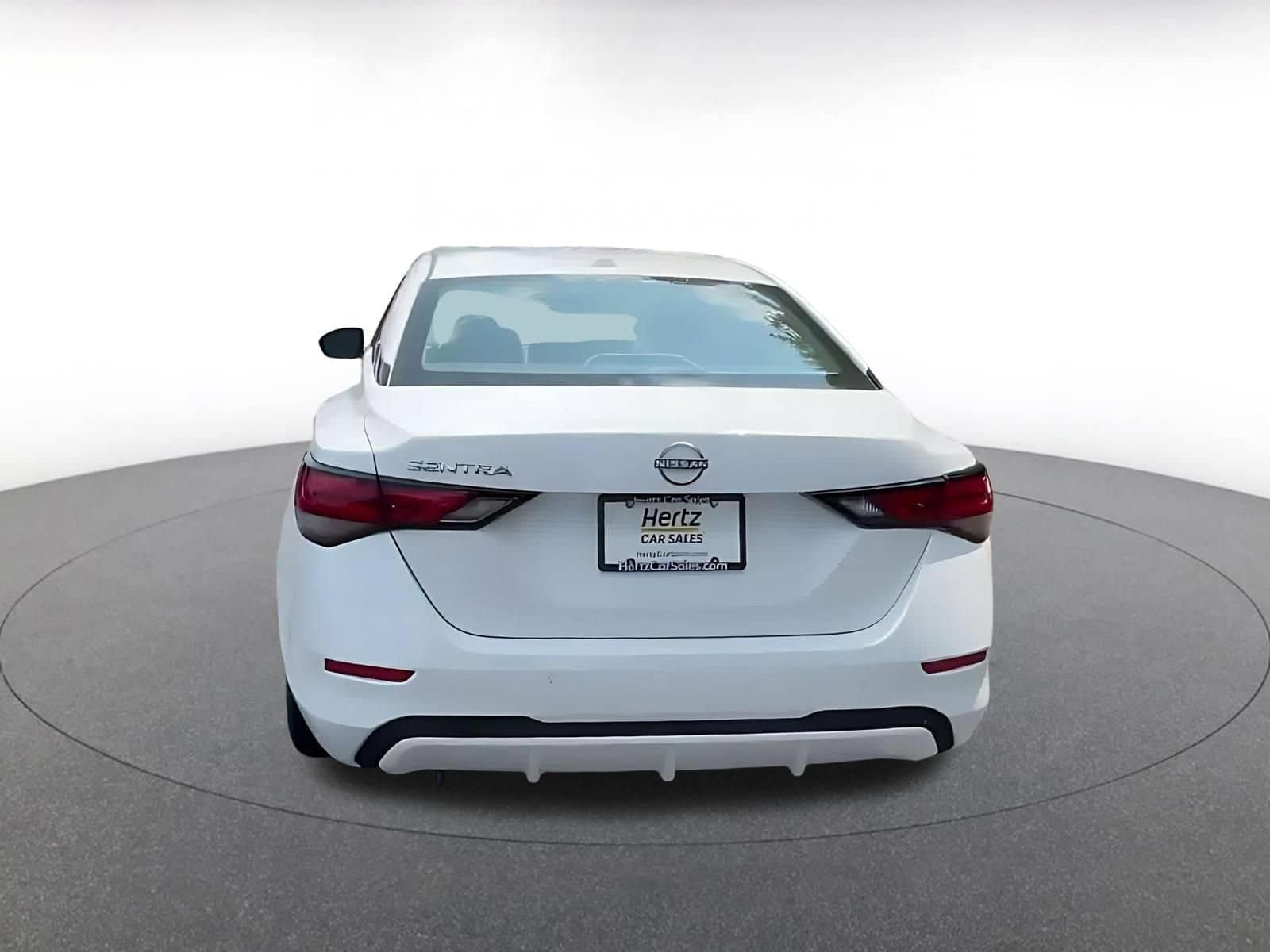 Thumbnail: 2025 Nissan Sentra - 10