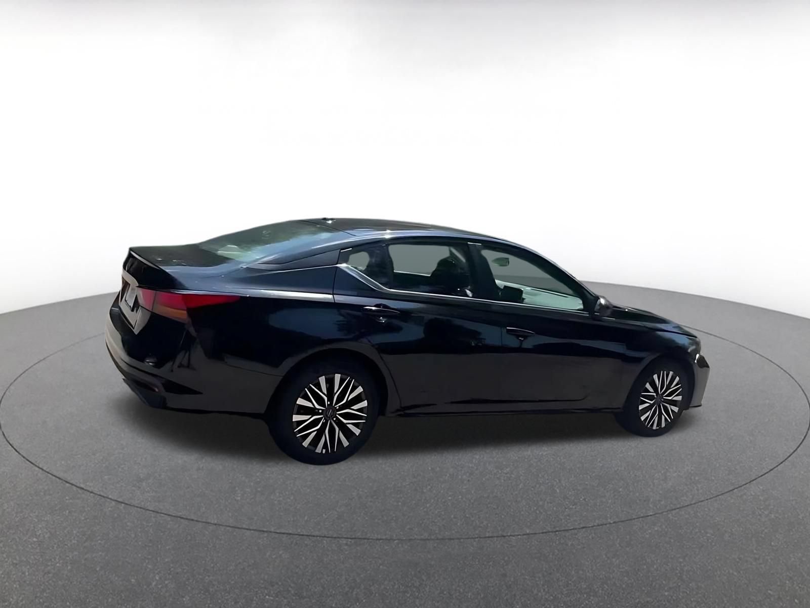 Thumbnail: 2026 Nissan Altima - 12
