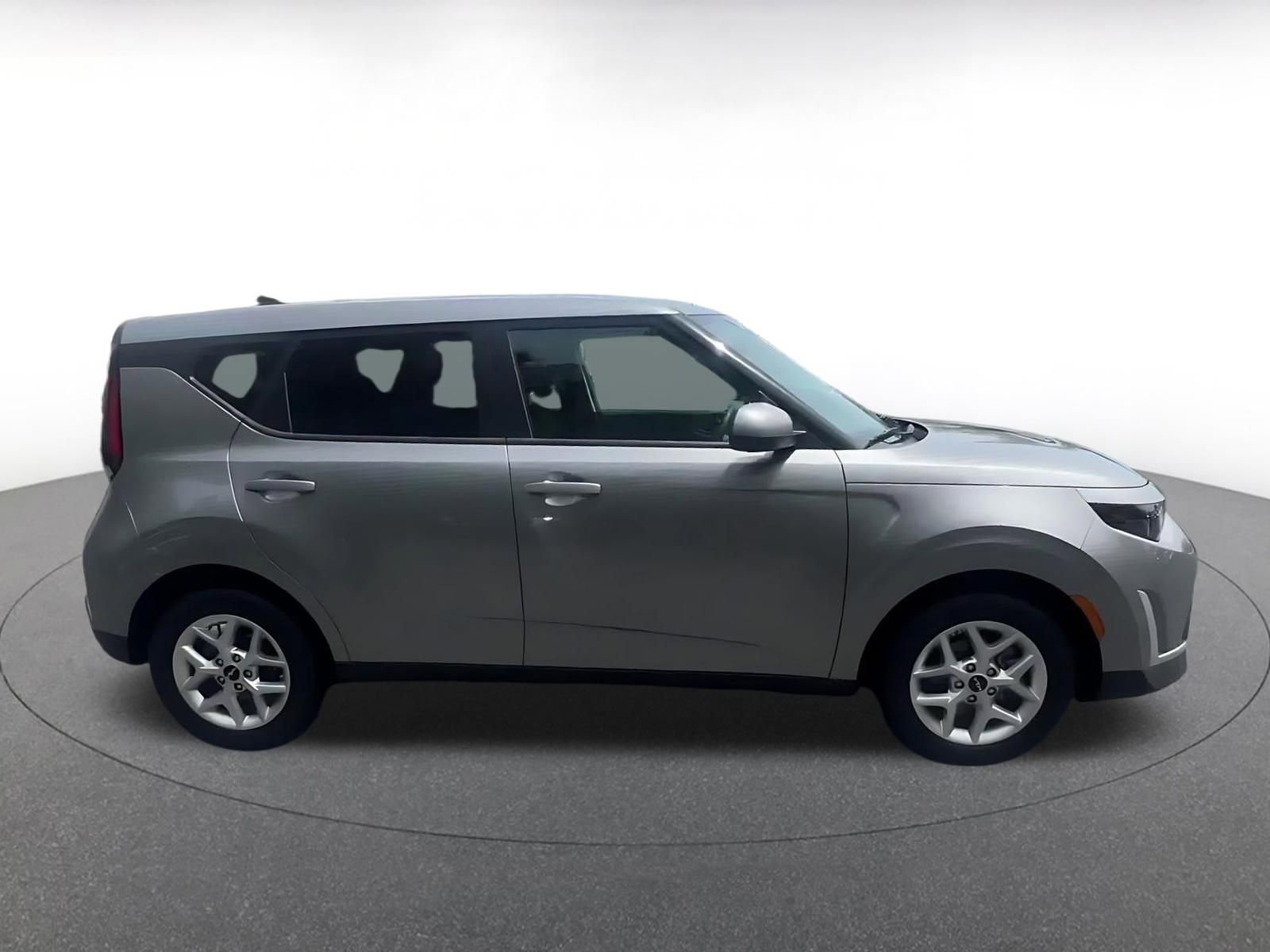 Thumbnail: 2025 Kia Soul - 16