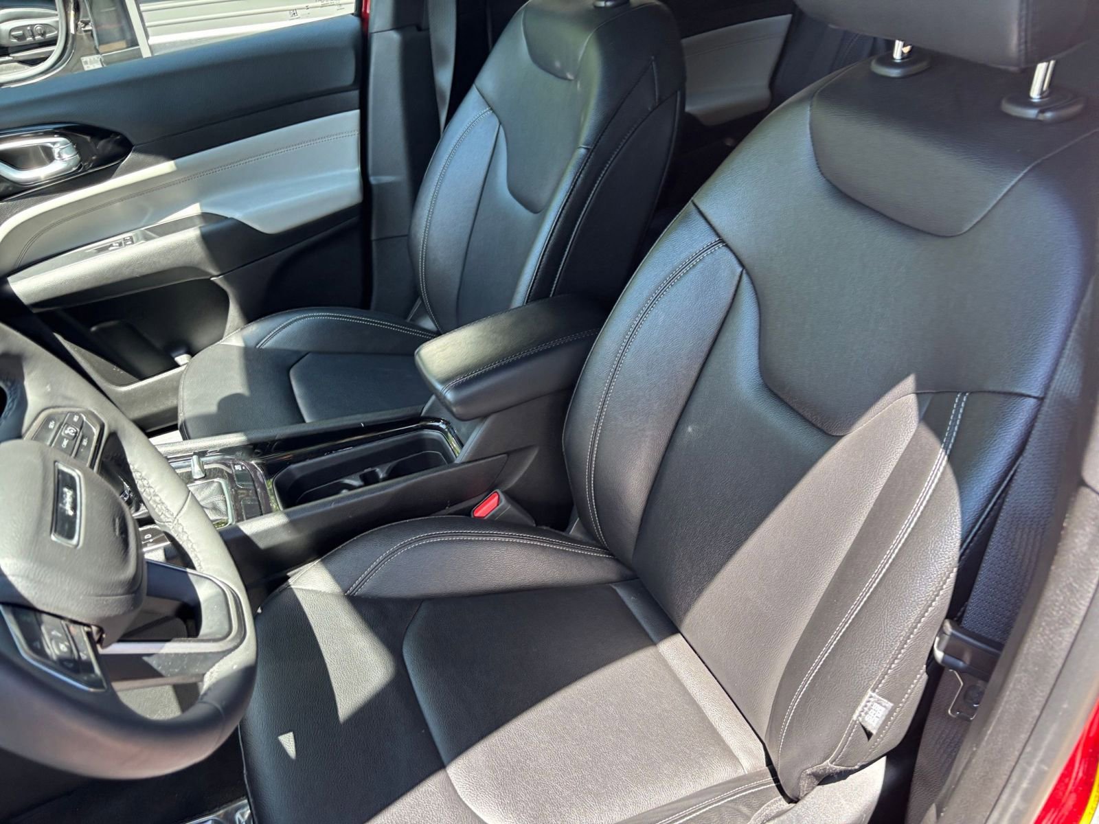 Thumbnail: 2025 Jeep Compass - 22