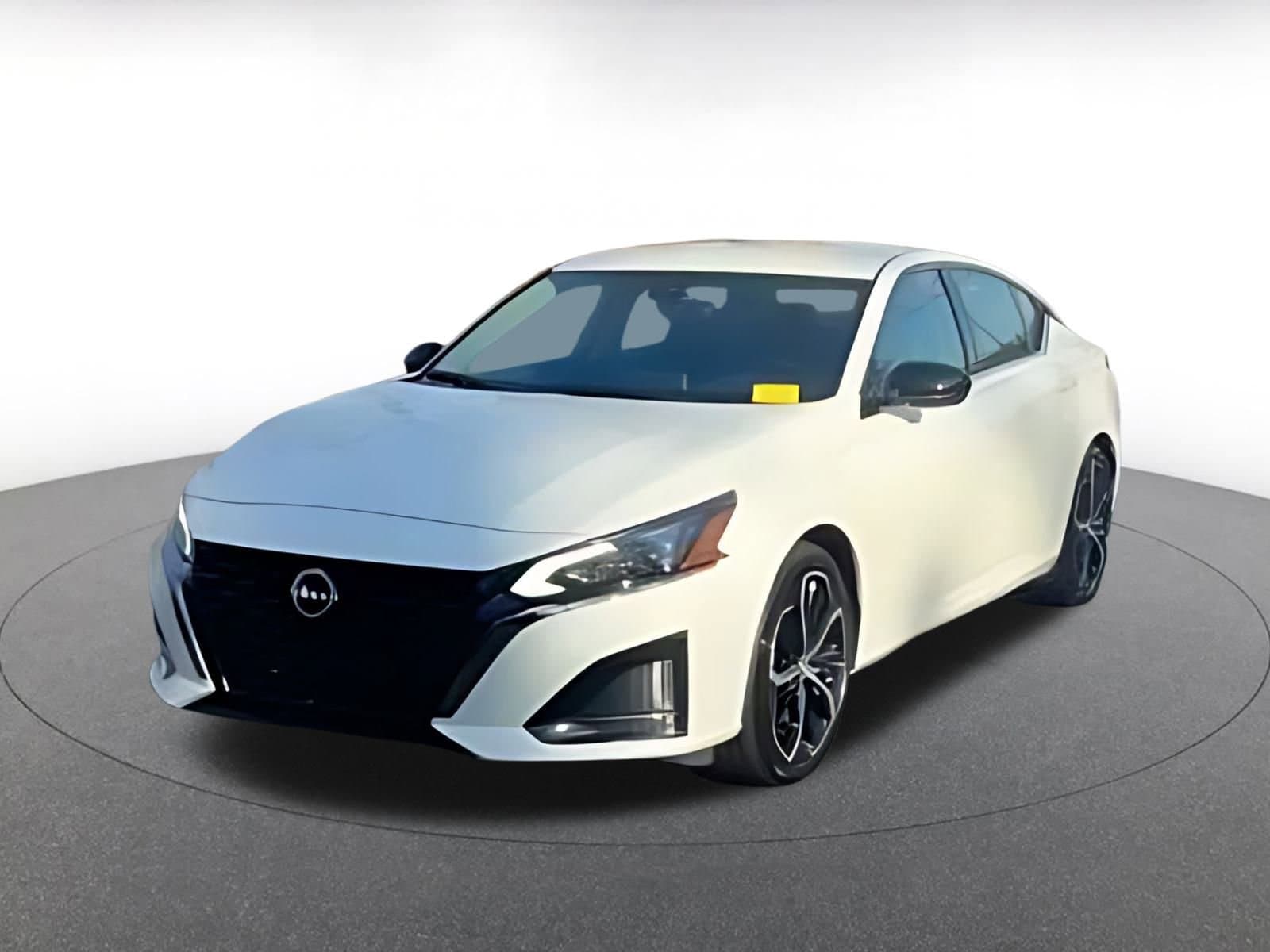 Thumbnail: 2025 Nissan Altima - 16