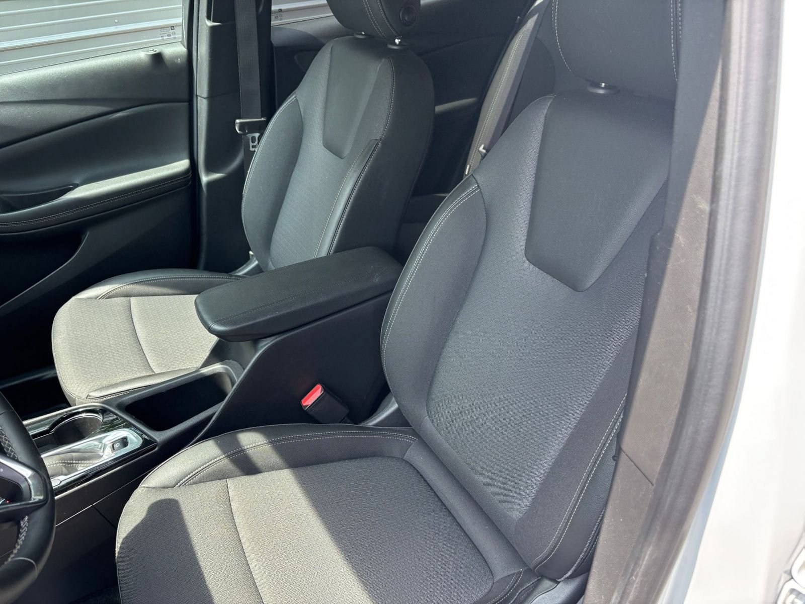 Thumbnail: 2025 Buick Encore GX - 27