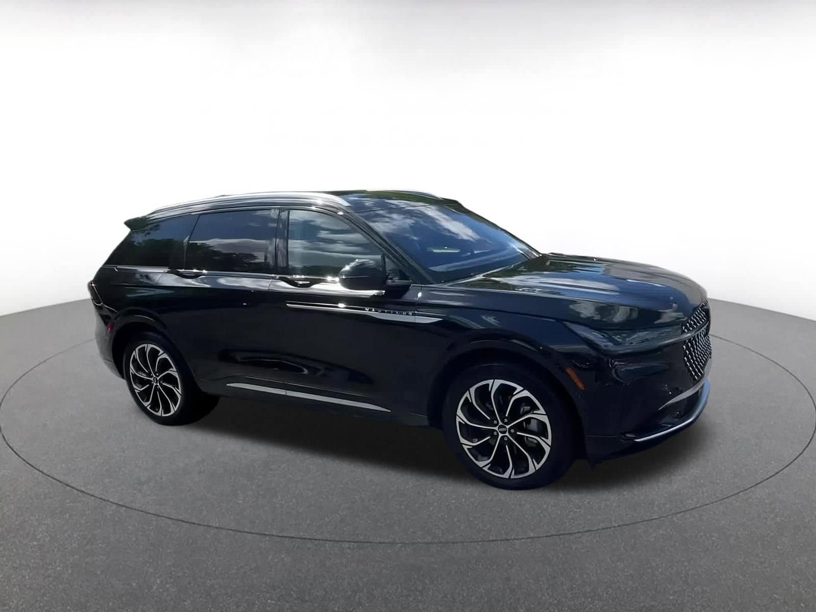 Thumbnail: 2024 Lincoln Nautilus - 2