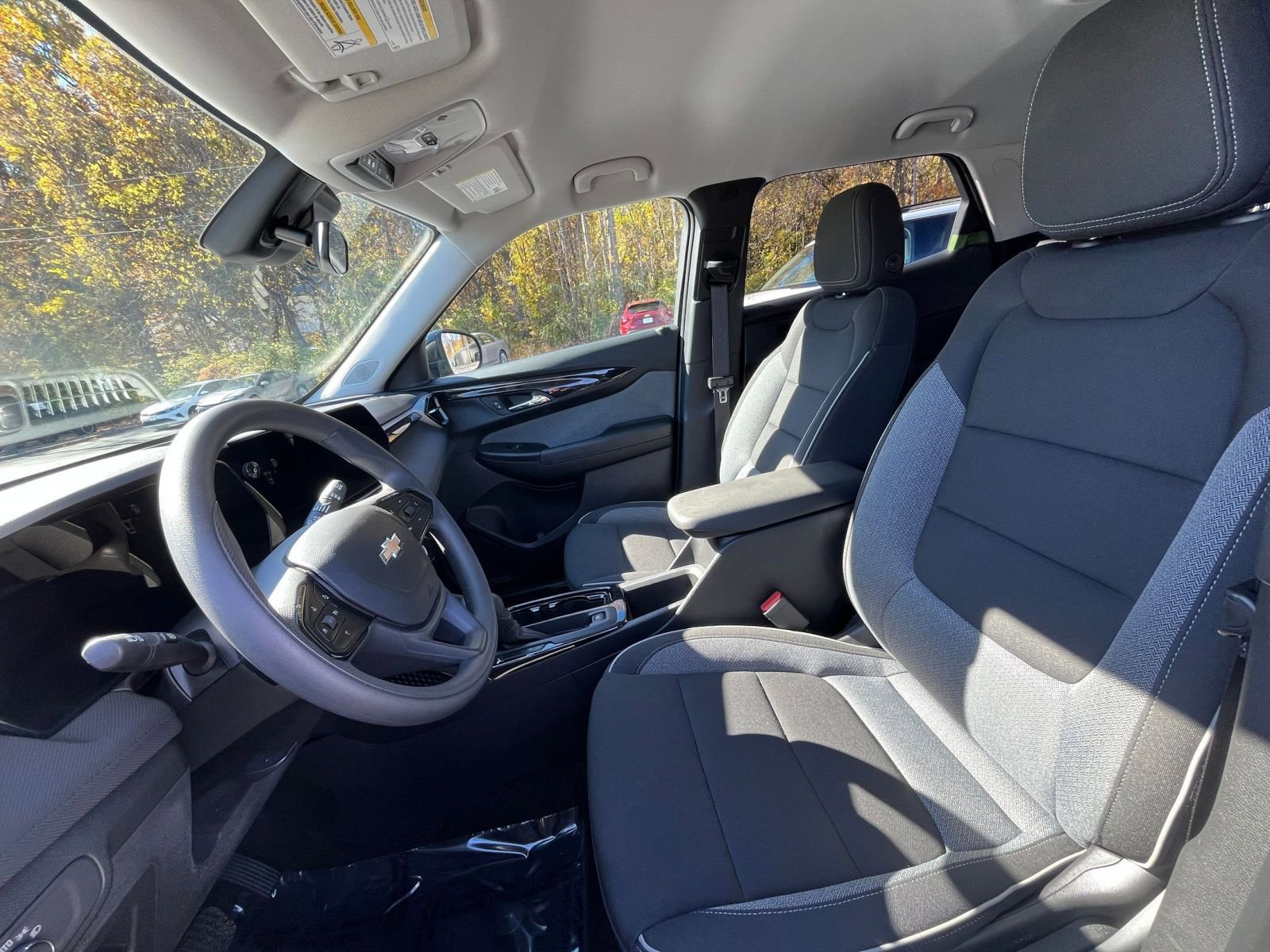 Thumbnail: 2025 Chevrolet TrailBlazer - 23