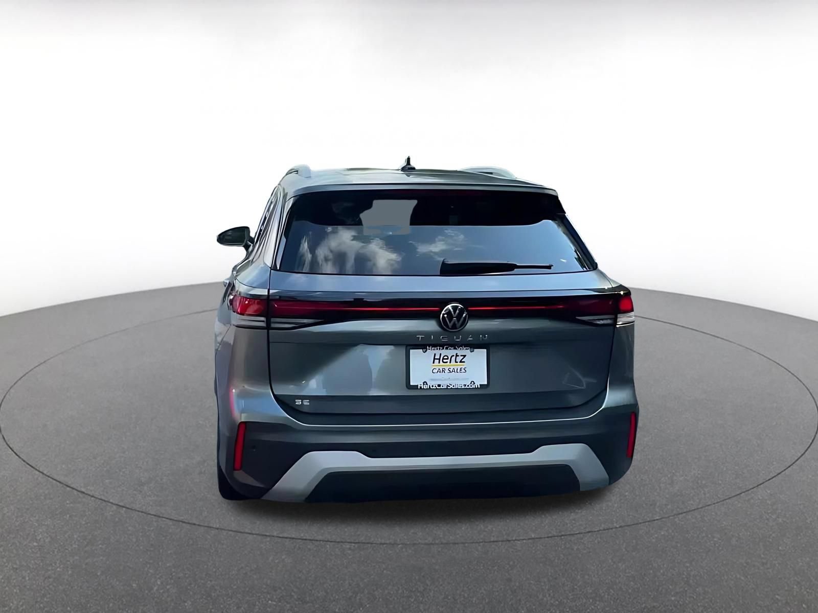 Thumbnail: 2026 Volkswagen Tiguan - 10