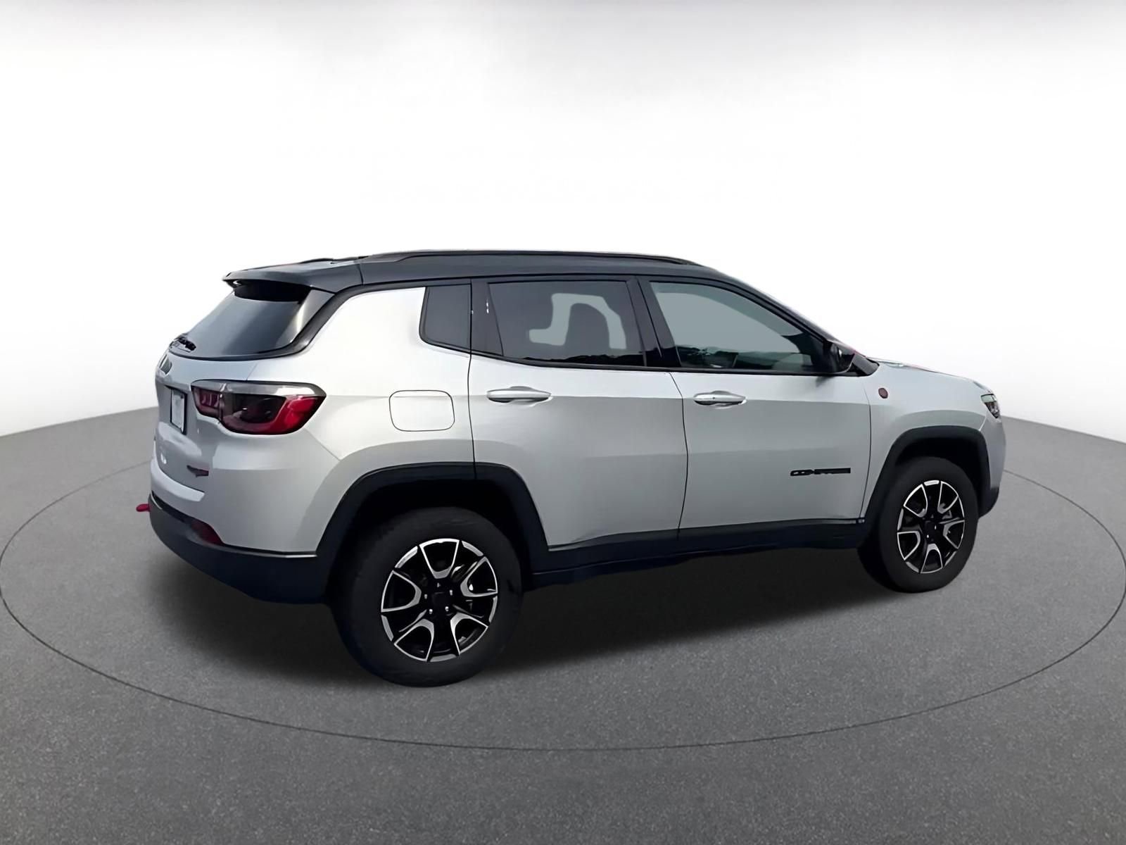 Thumbnail: 2025 Jeep Compass - 14