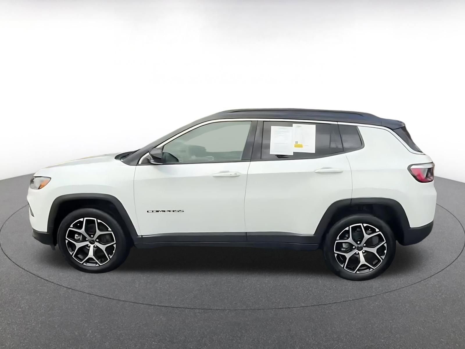 Thumbnail: 2025 Jeep Compass - 9