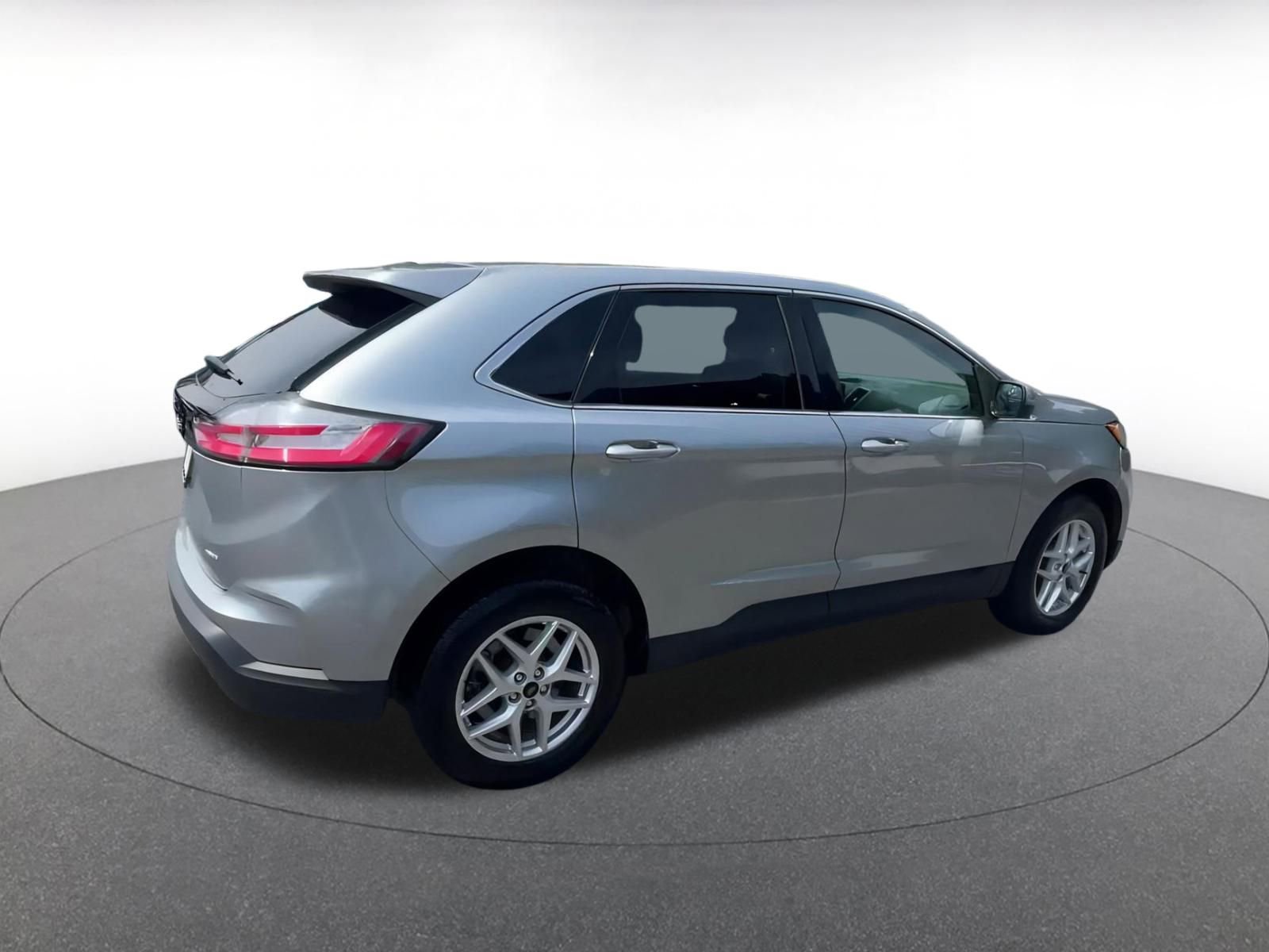 Thumbnail: 2024 Ford Edge - 15