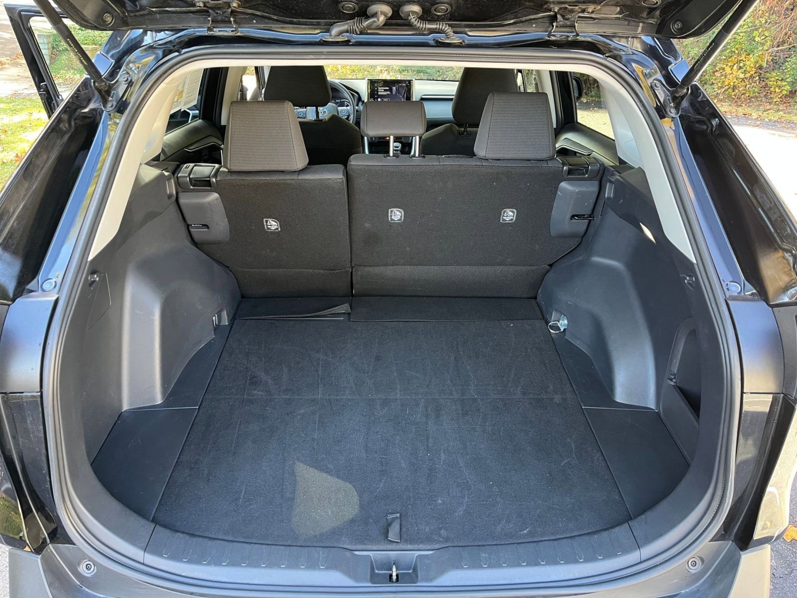 Thumbnail: 2025 Toyota RAV4 - 27