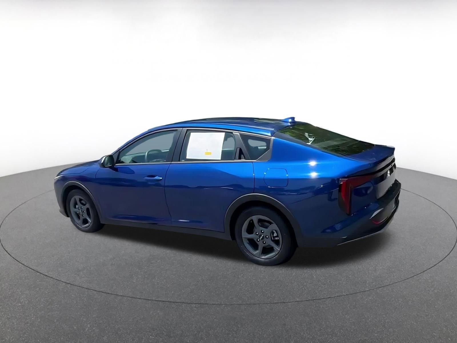 Thumbnail: 2025 Kia K4 - 8
