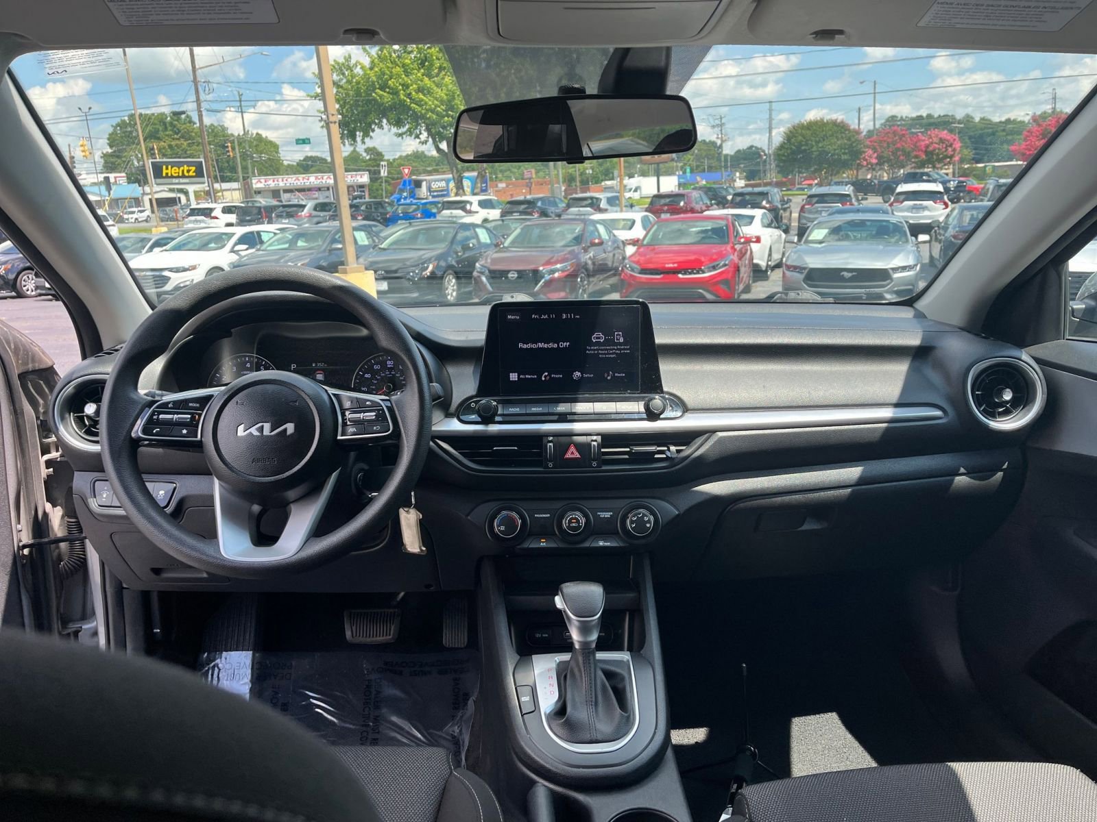 Thumbnail: 2023 Kia Forte - 30
