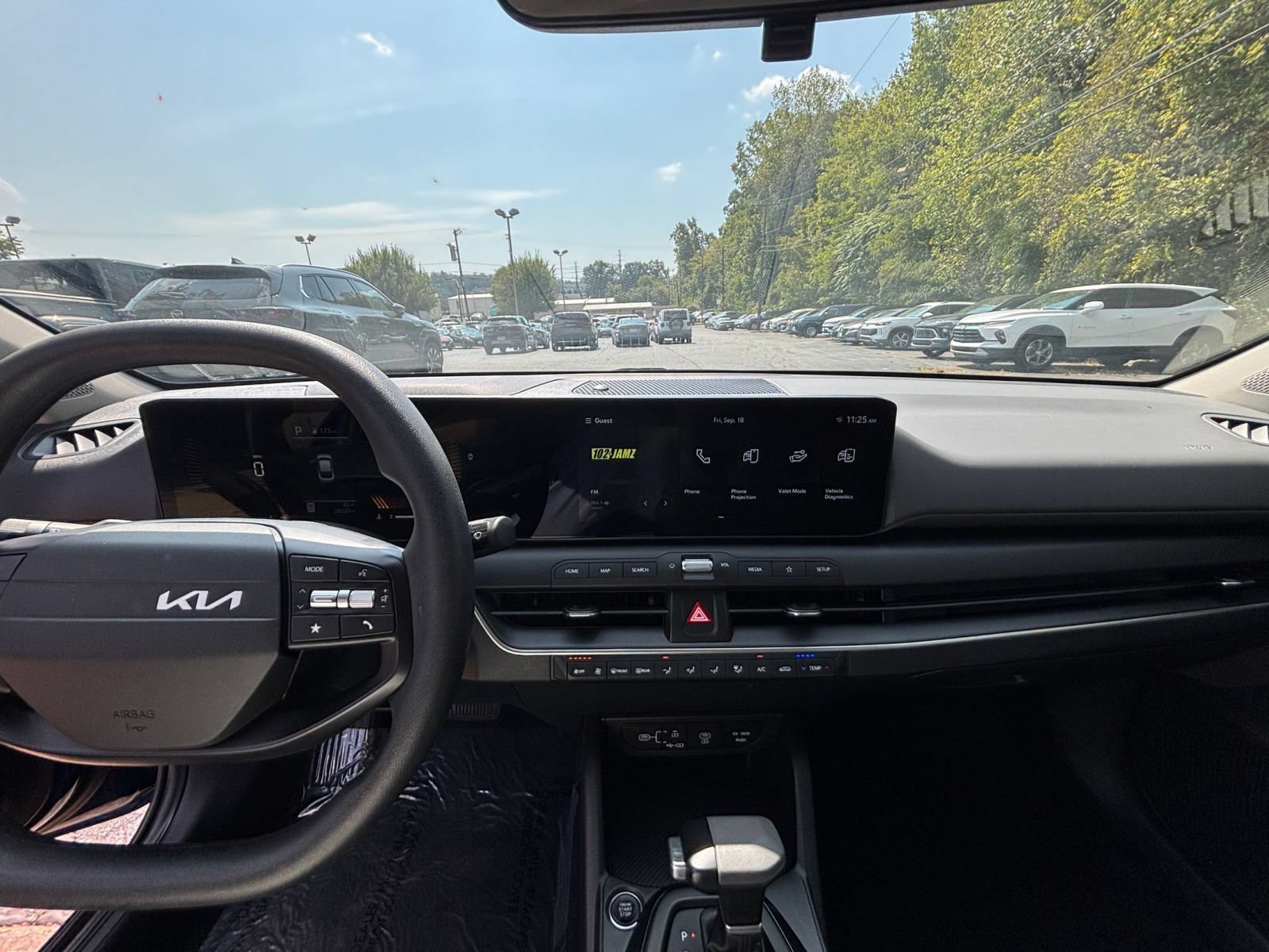 Thumbnail: 2025 Kia K4 - 16