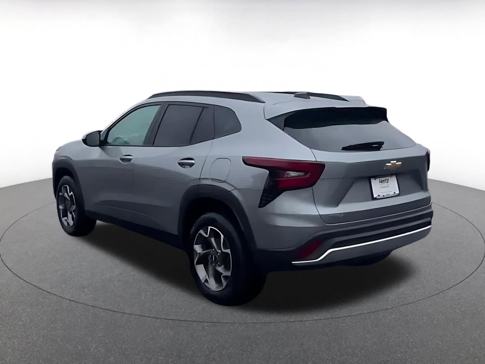 Thumbnail: 2025 Chevrolet Trax - 9