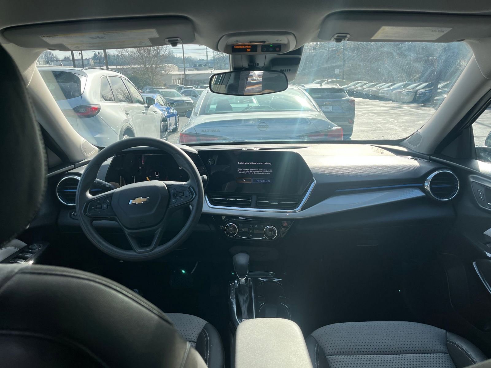 Thumbnail: 2025 Chevrolet Trax - 27