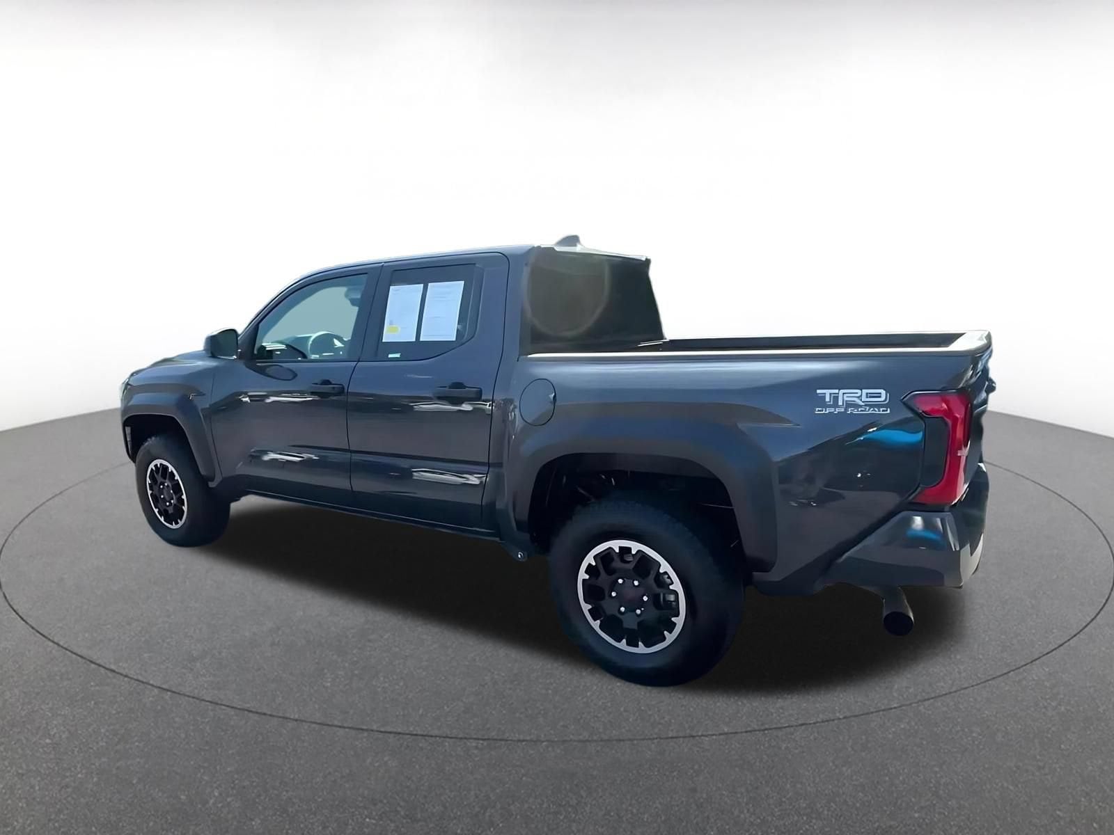 Thumbnail: 2025 Toyota Tacoma - 10