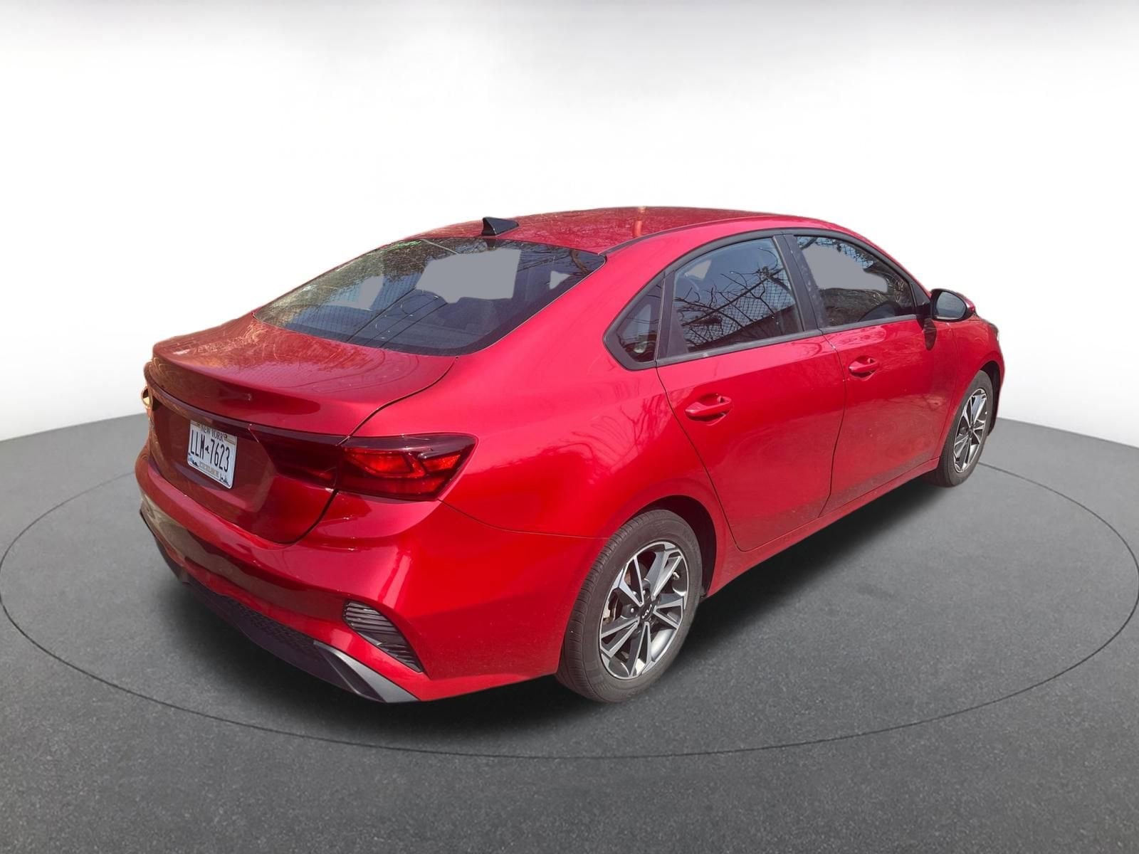 Thumbnail: 2024 Kia Forte - 3