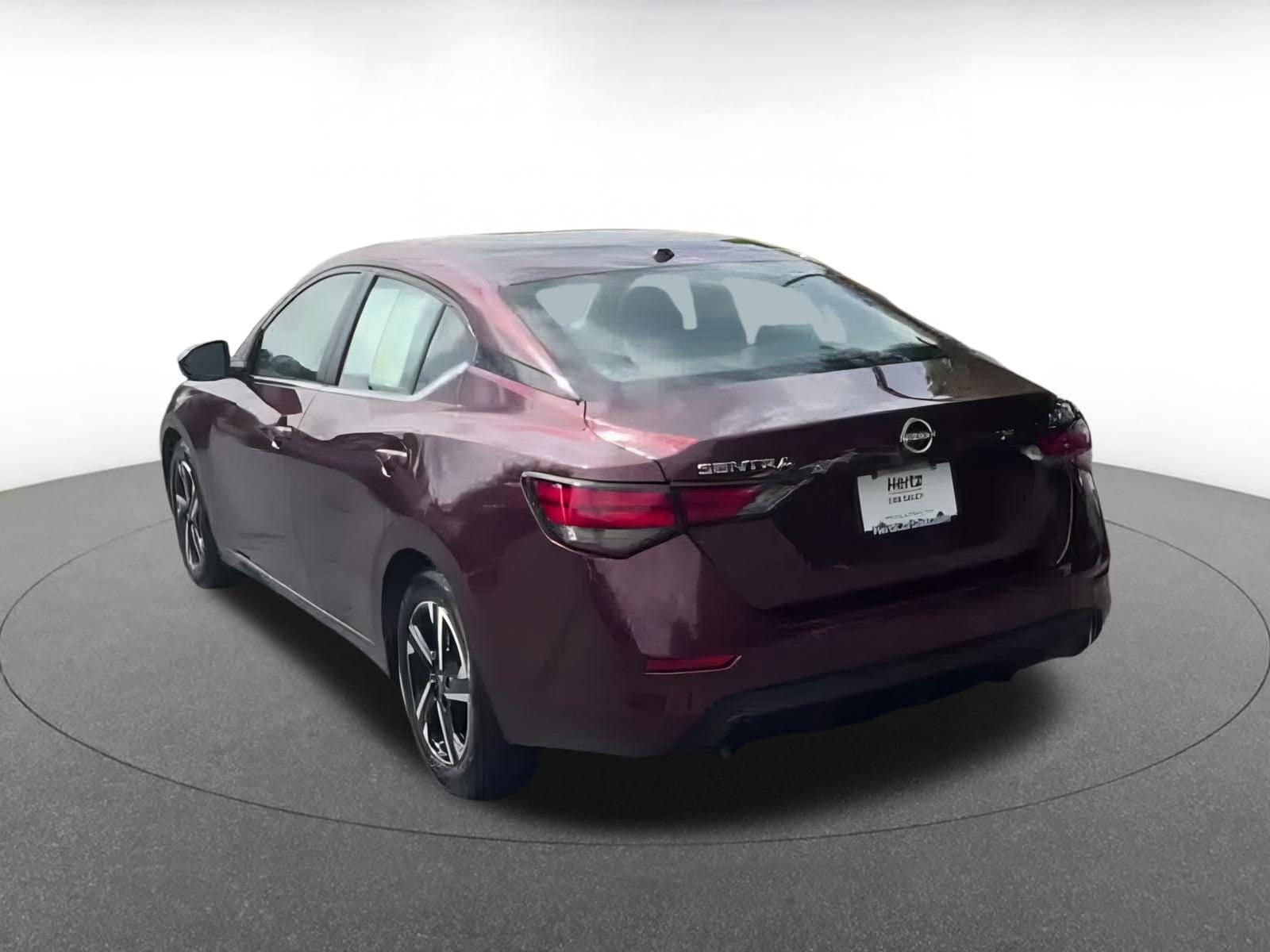 Thumbnail: 2024 Nissan Sentra - 11