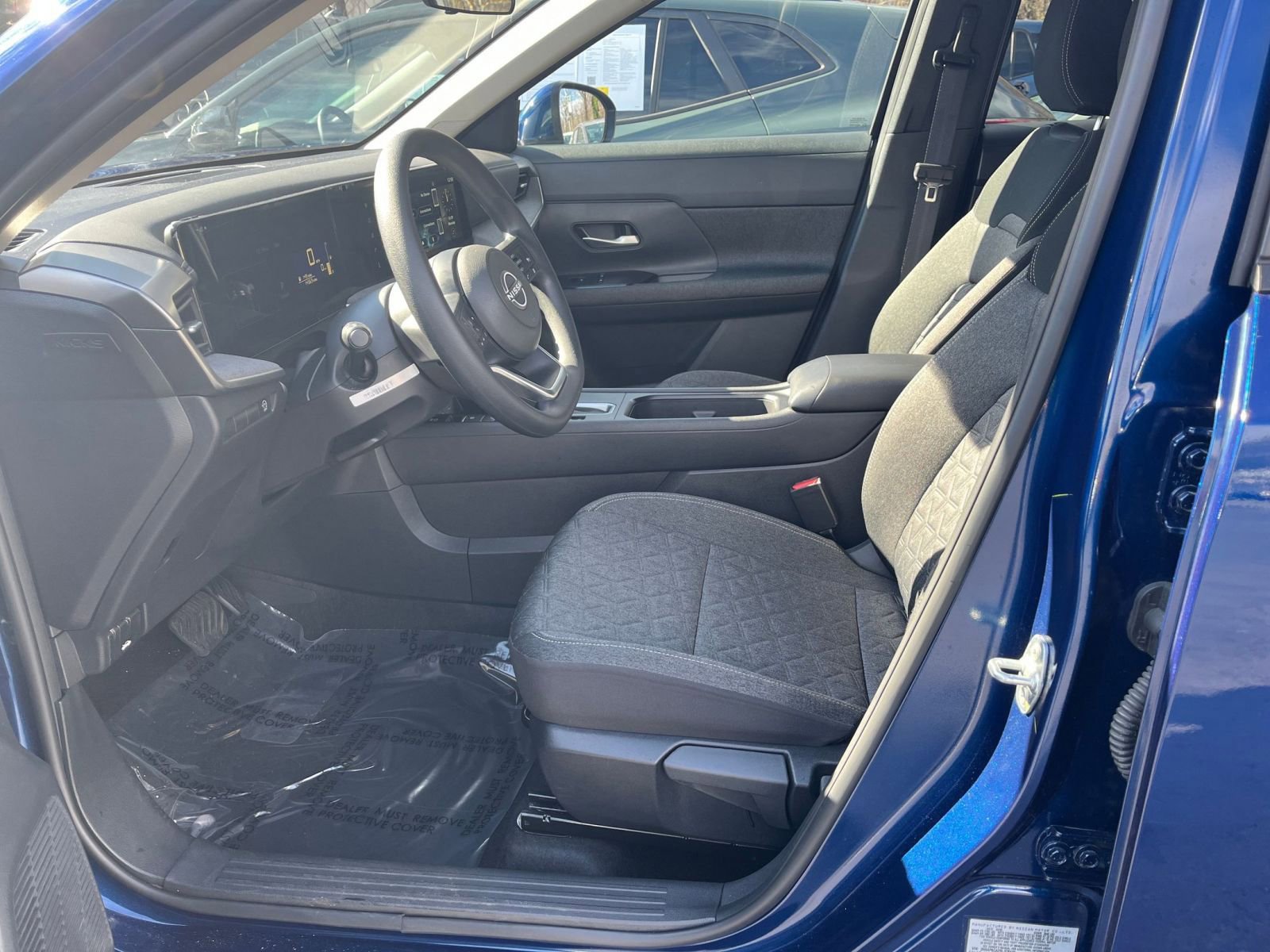 Thumbnail: 2025 Nissan Kicks - 21