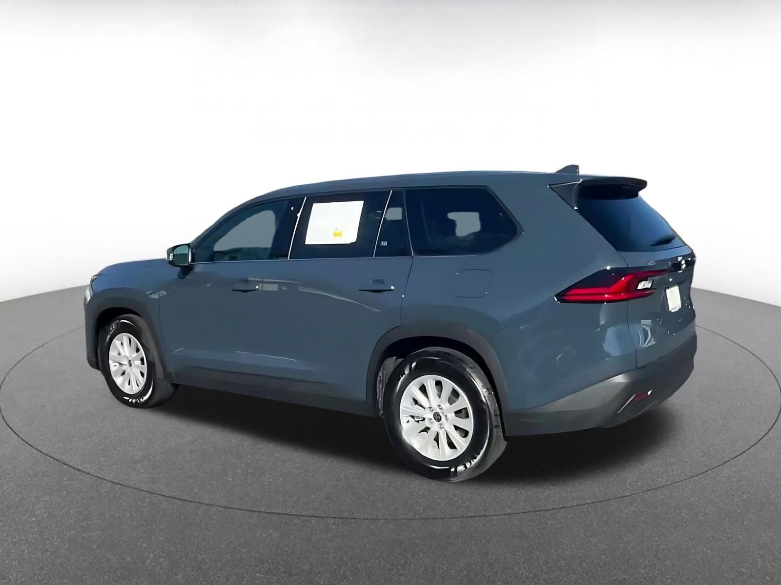 Thumbnail: 2025 Toyota Grand Highlander - 10