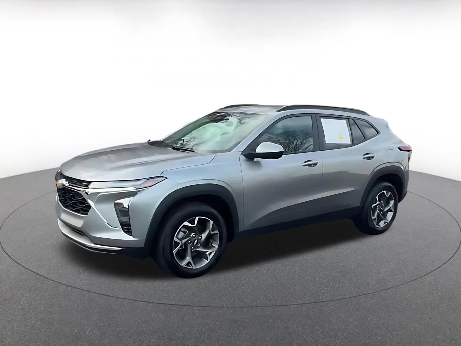 Thumbnail: 2025 Chevrolet Trax - 7