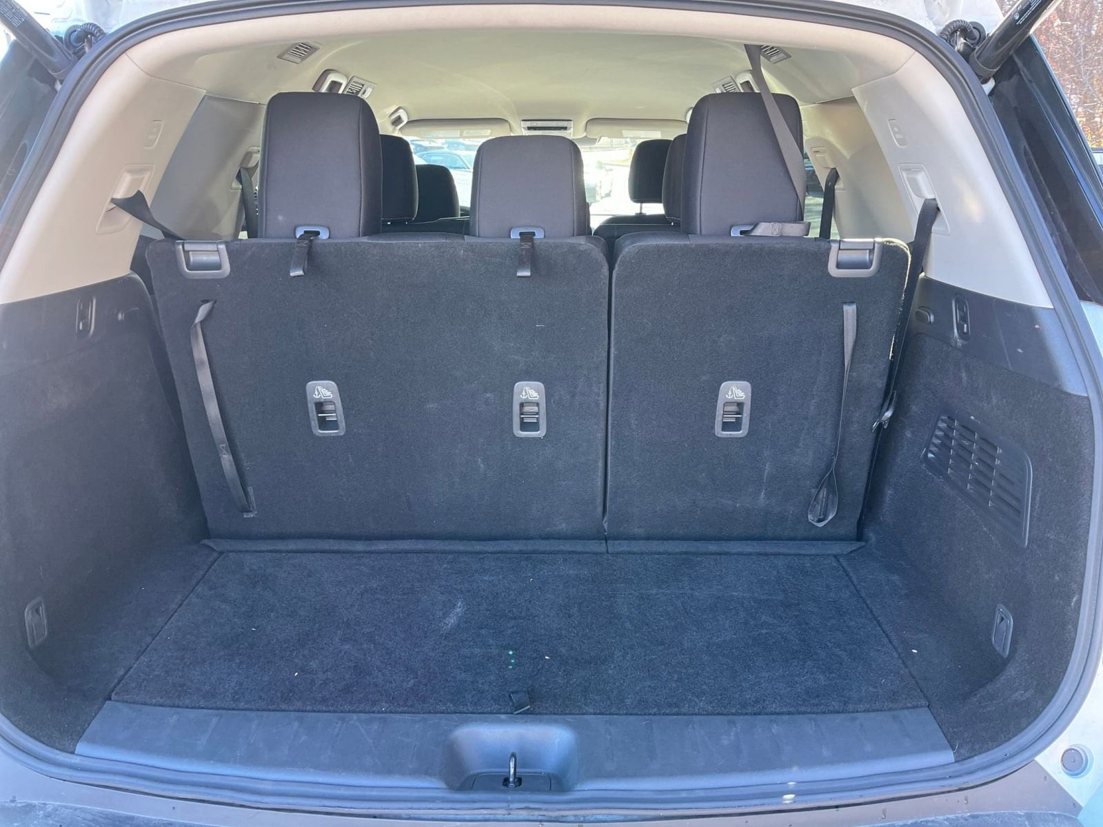 Thumbnail: 2025 Nissan Pathfinder - 28