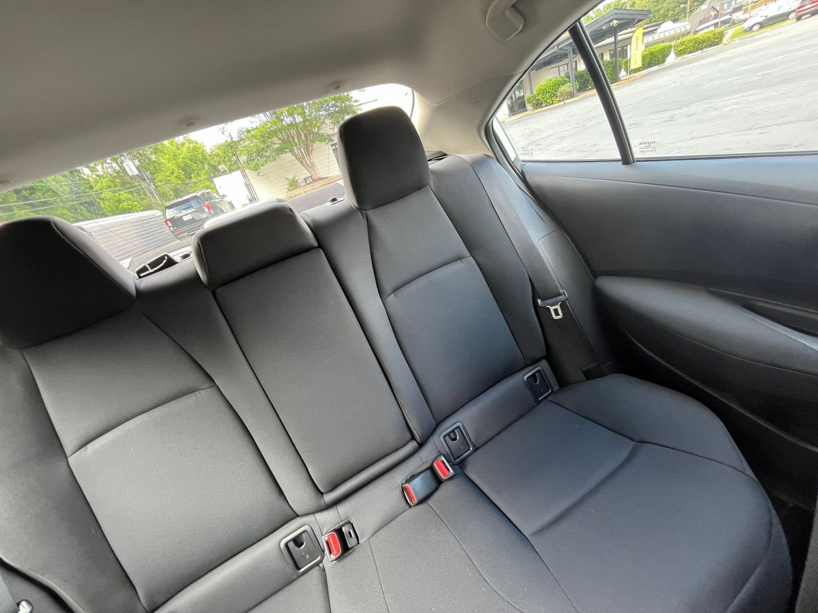 2024 Toyota Corolla LE 31