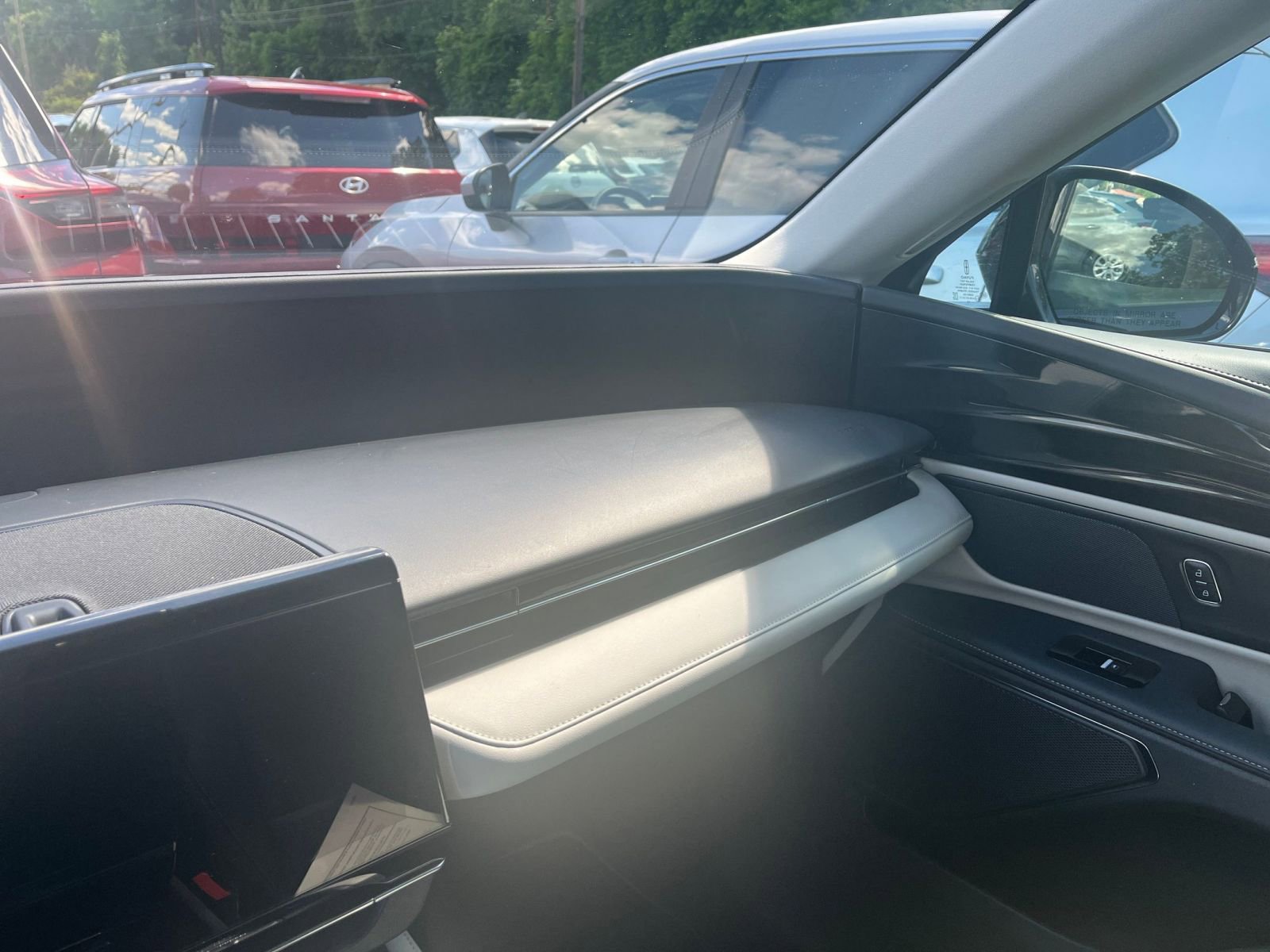 Thumbnail: 2024 Lincoln Nautilus - 29