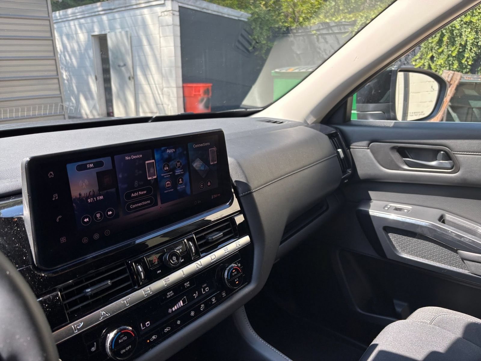 Thumbnail: 2026 Nissan Pathfinder - 34