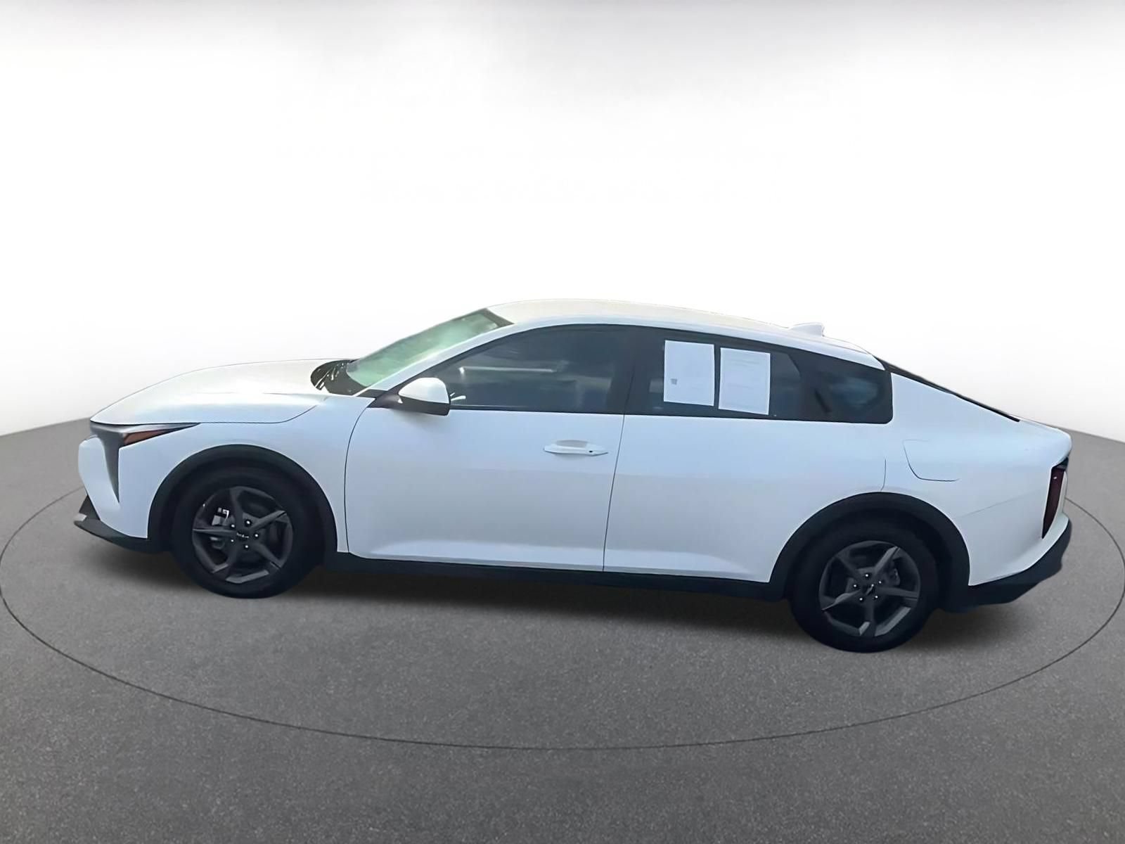 Thumbnail: 2025 Kia K4 - 9