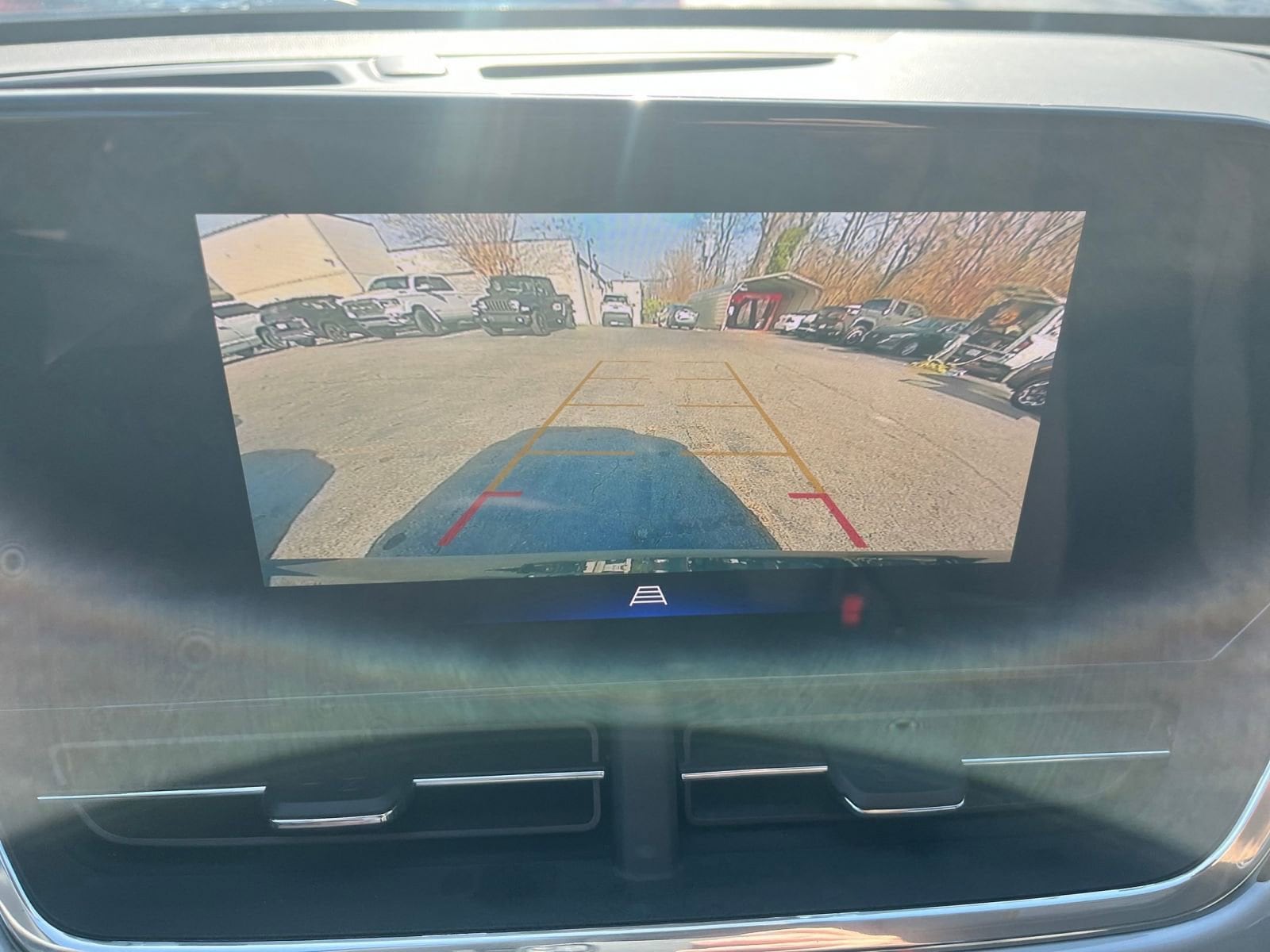 Thumbnail: 2025 Chevrolet Trax - 17